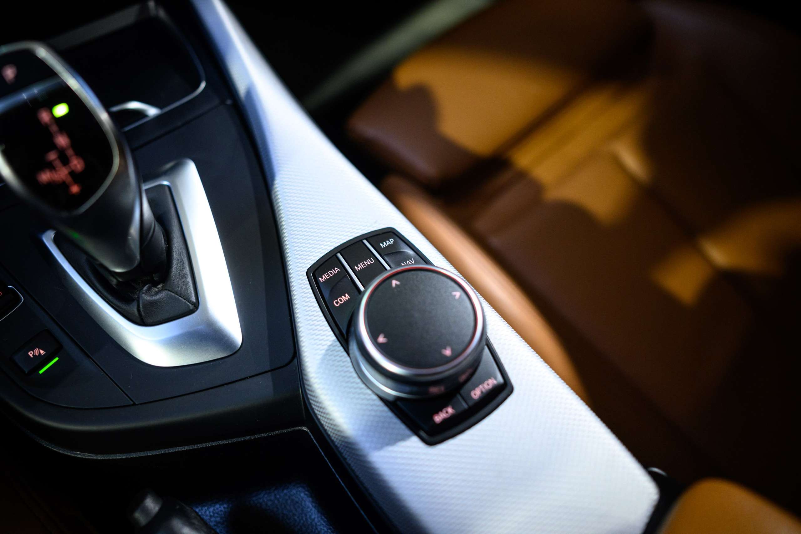 129b1a90-83eb-4573-aaa8-8896b58ac4a510-bmw-140-m140i-cognac-harmankardon-navi-pro-a-led.jpg