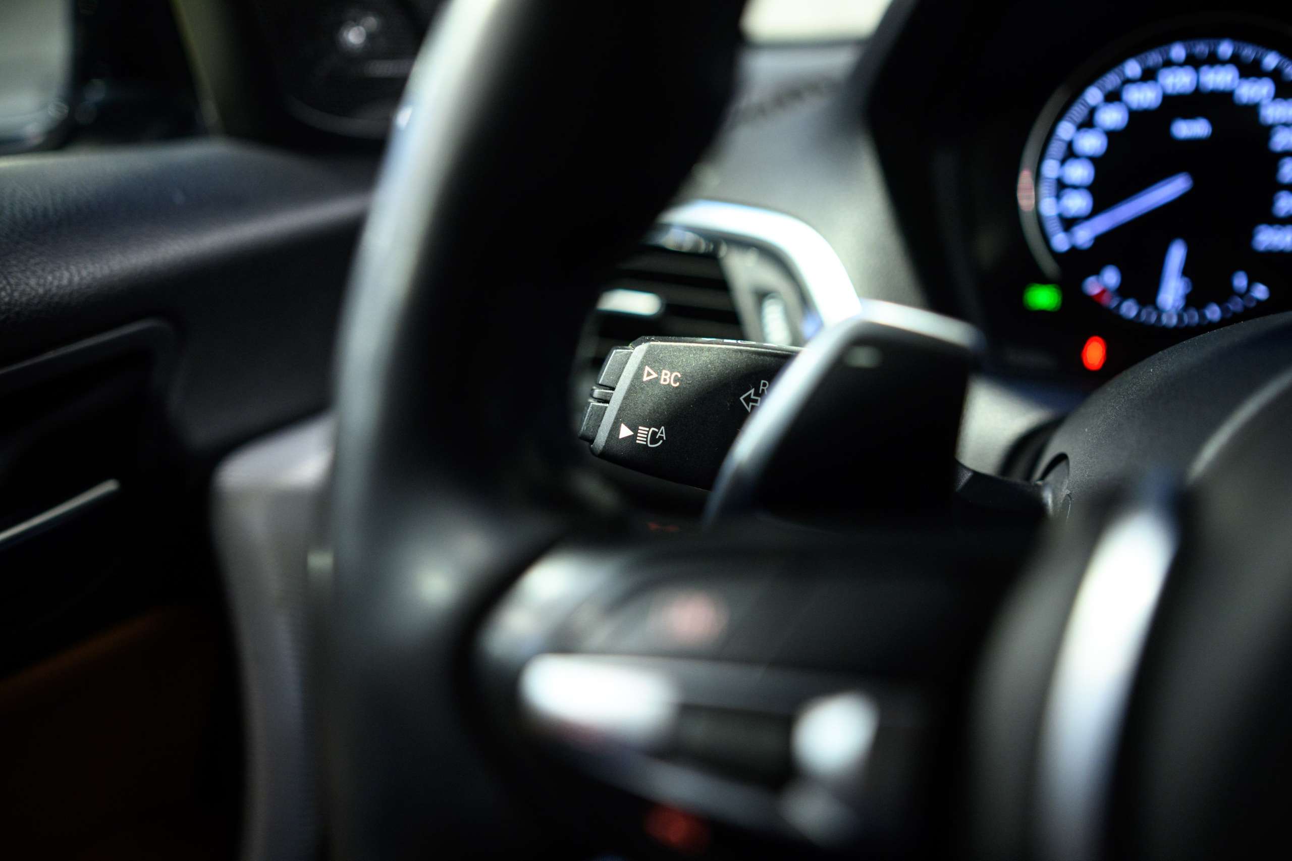 129b1a90-83eb-4573-aaa8-8896b58ac4a522-bmw-140-m140i-cognac-harmankardon-navi-pro-a-led.jpg