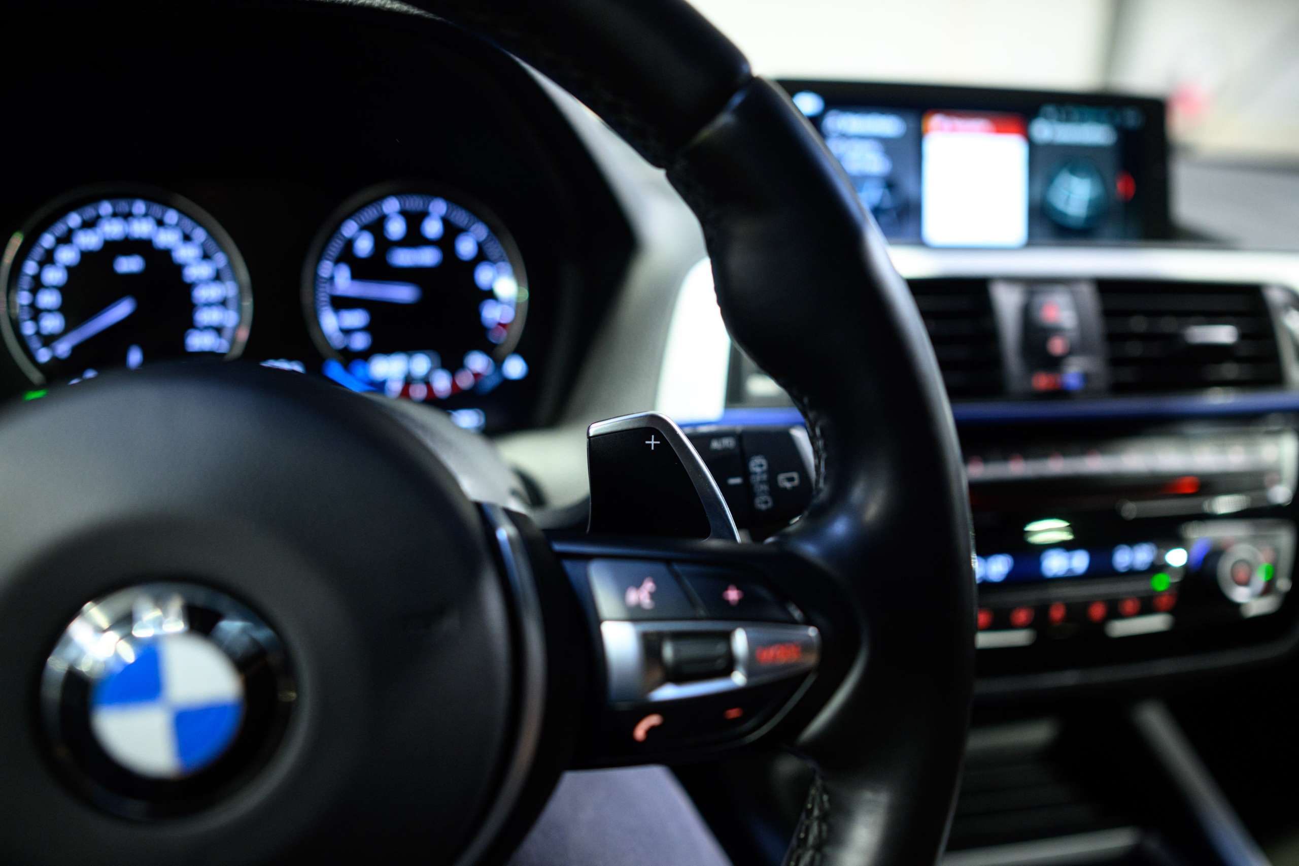 129b1a90-83eb-4573-aaa8-8896b58ac4a524-bmw-140-m140i-cognac-harmankardon-navi-pro-a-led.jpg