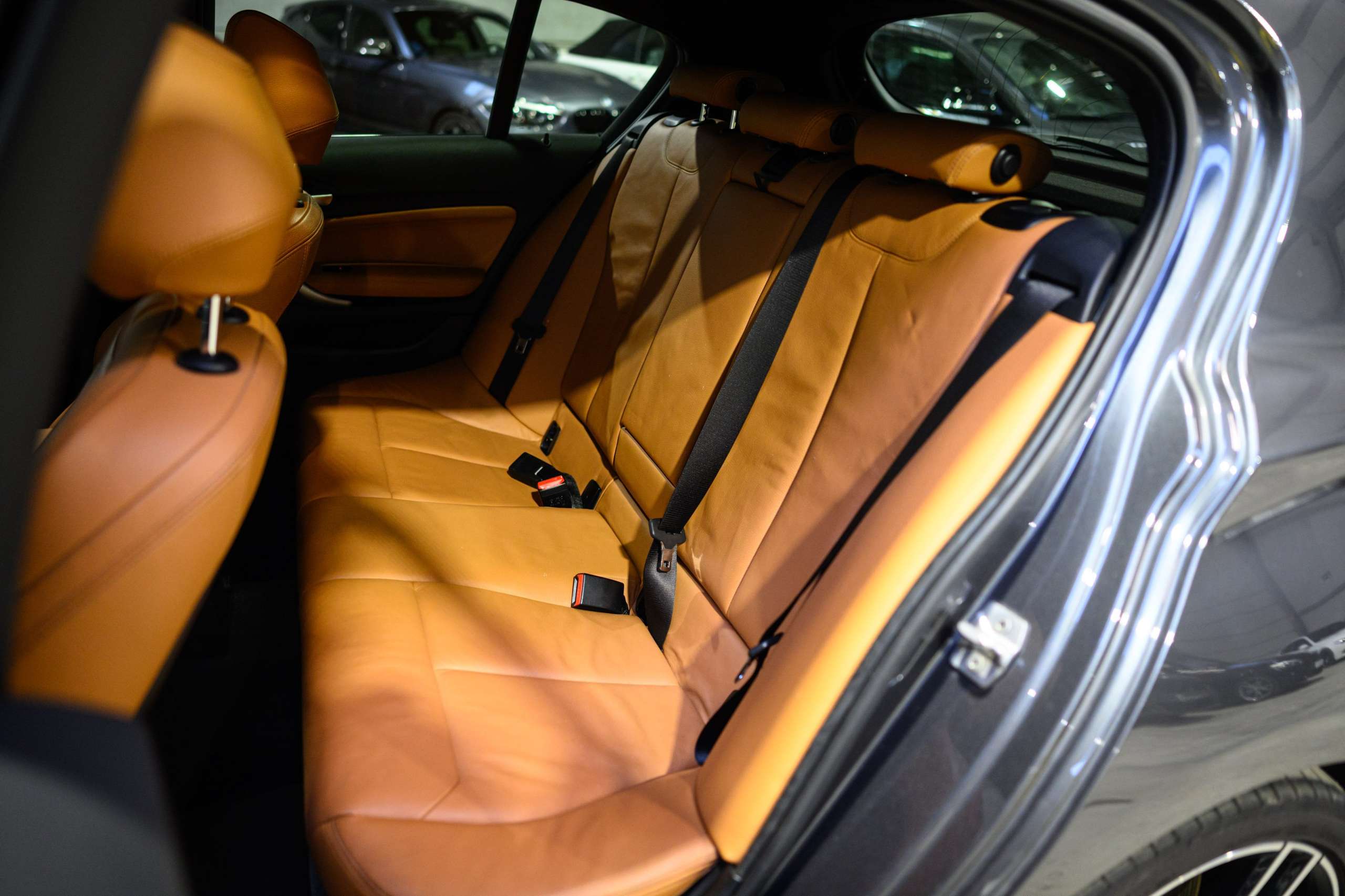 129b1a90-83eb-4573-aaa8-8896b58ac4a542-bmw-140-m140i-cognac-harmankardon-navi-pro-a-led.jpg