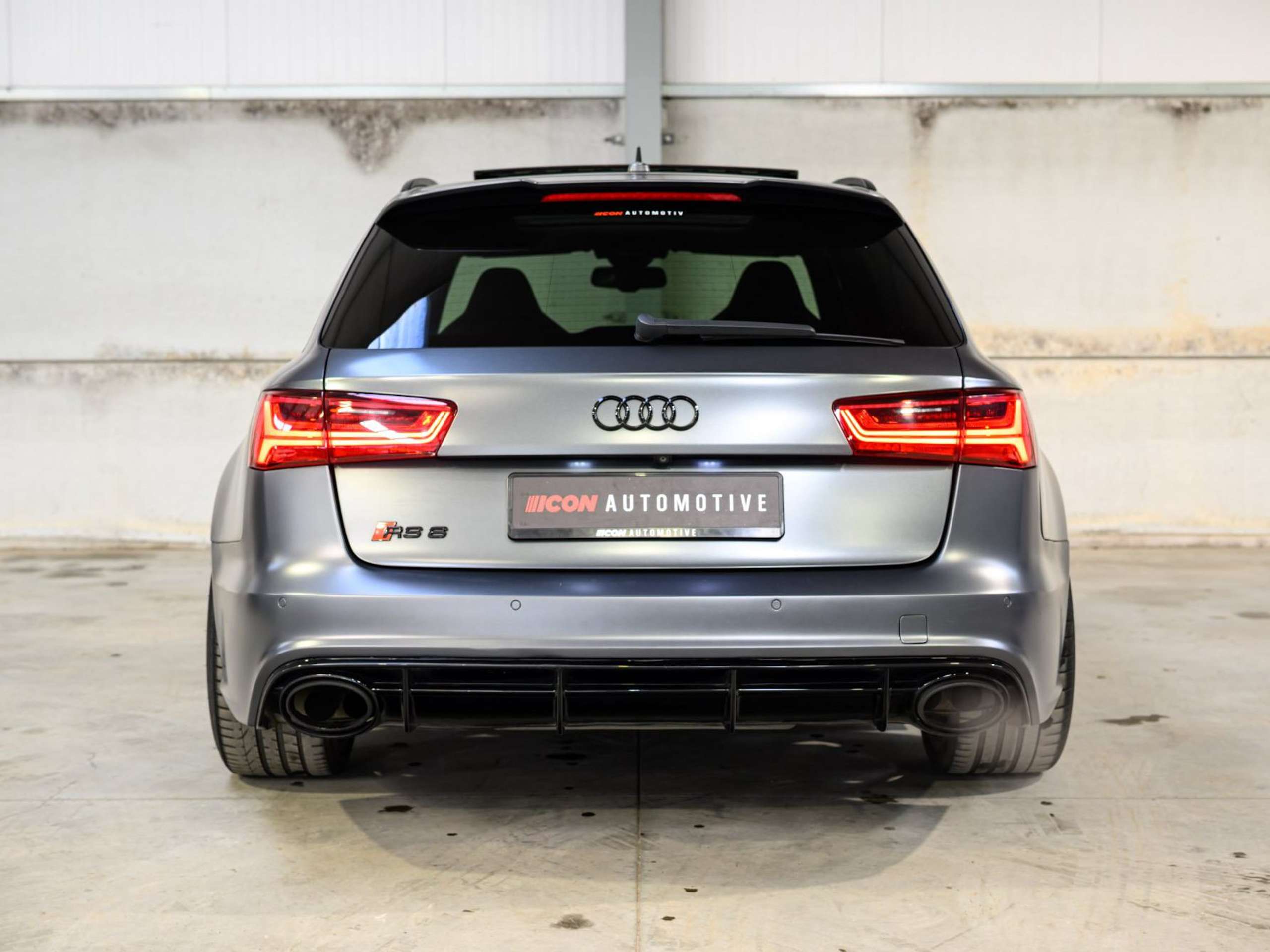 14d67df1-5e6e-4ca7-86a5-a4f0bad756625-audi-rs6-4-0-v8-lichte-vracht-carbon-bose-pano.jpg