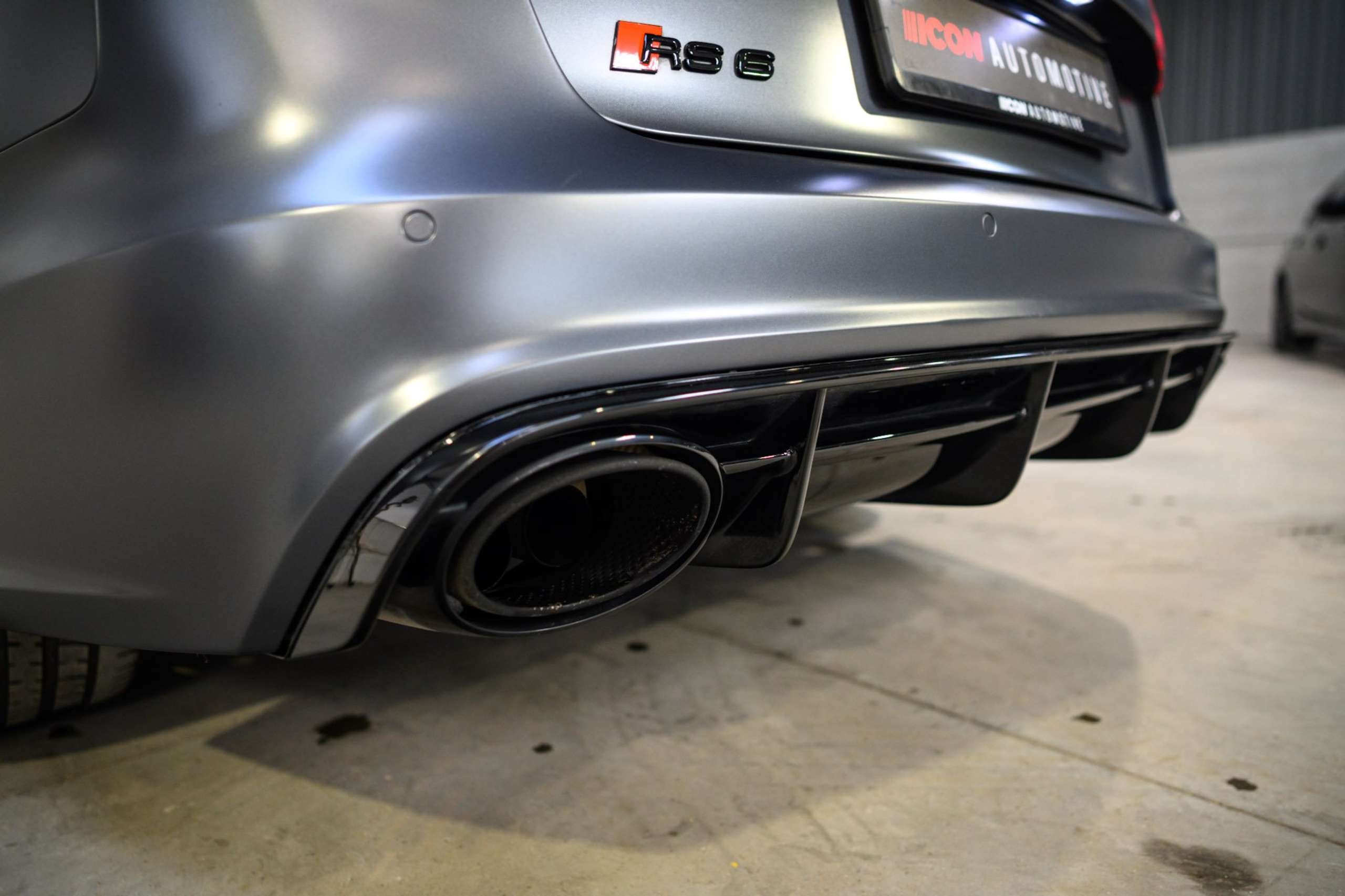 14d67df1-5e6e-4ca7-86a5-a4f0bad756626-audi-rs6-4-0-v8-lichte-vracht-carbon-bose-pano.jpg