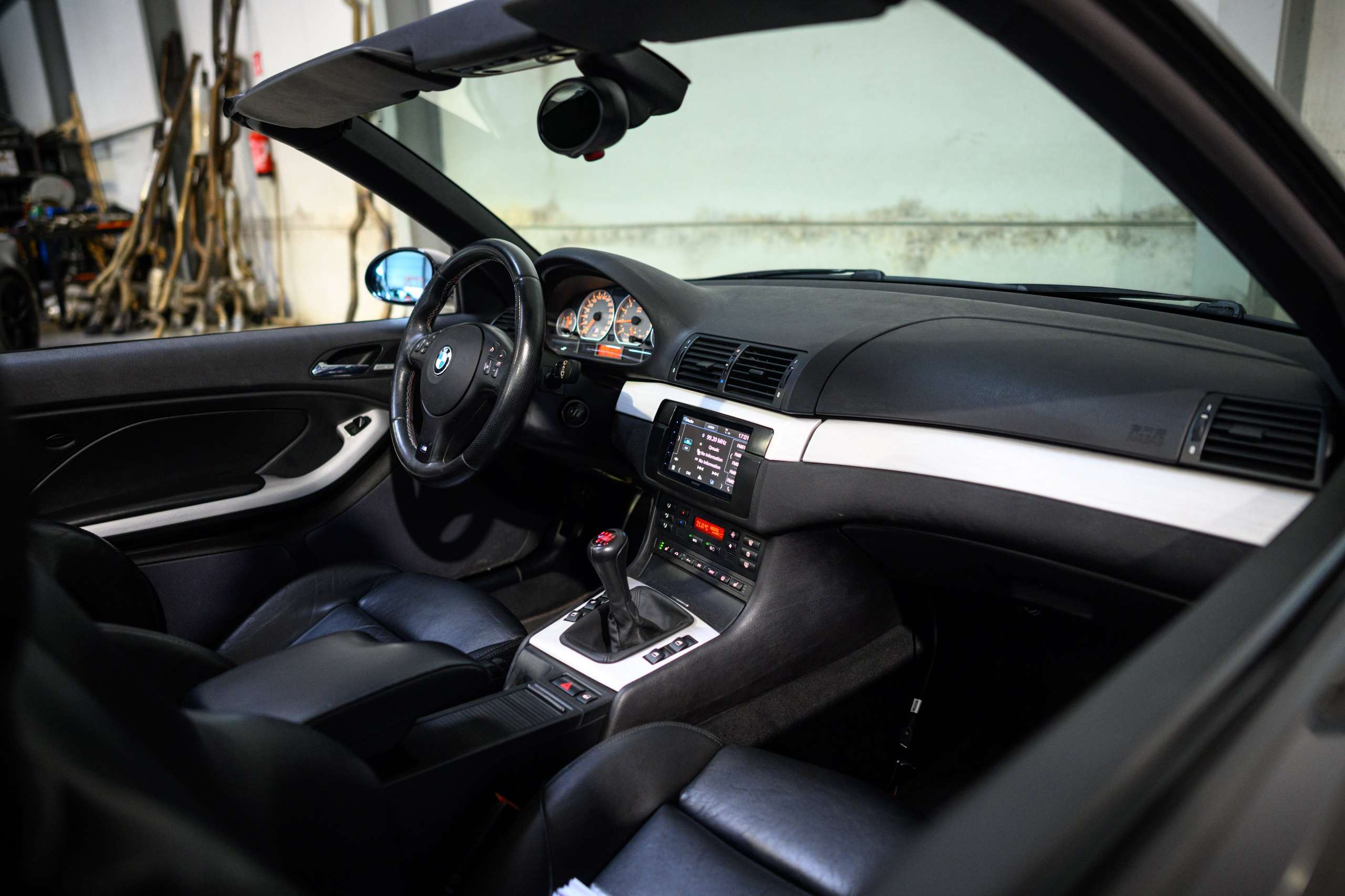 2c2bbc03-4d80-4ef7-9f7b-f0efbcce52c010-bmw-m3-cabriolet-3-2-s54-harman-kardon-navpro-xenon.jpg
