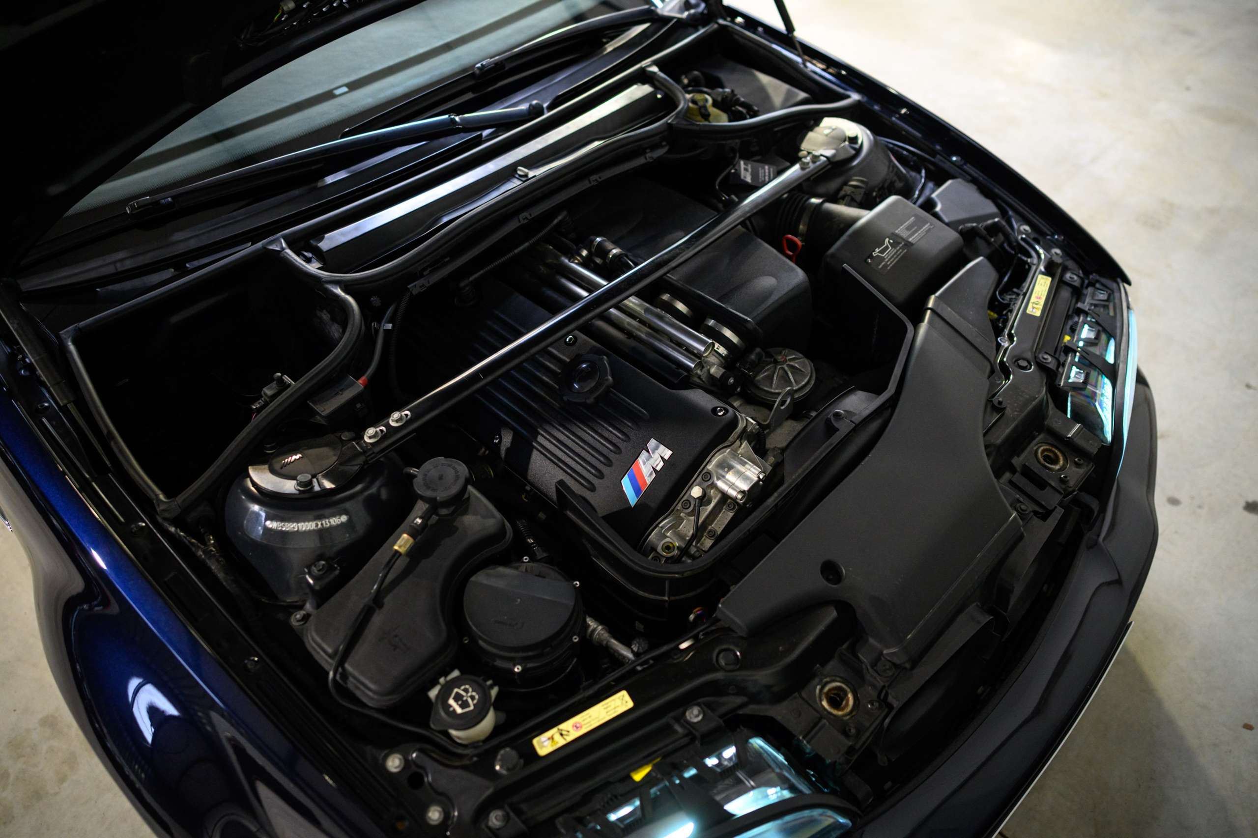 2c2bbc03-4d80-4ef7-9f7b-f0efbcce52c016-bmw-m3-cabriolet-3-2-s54-harman-kardon-navpro-xenon.jpg