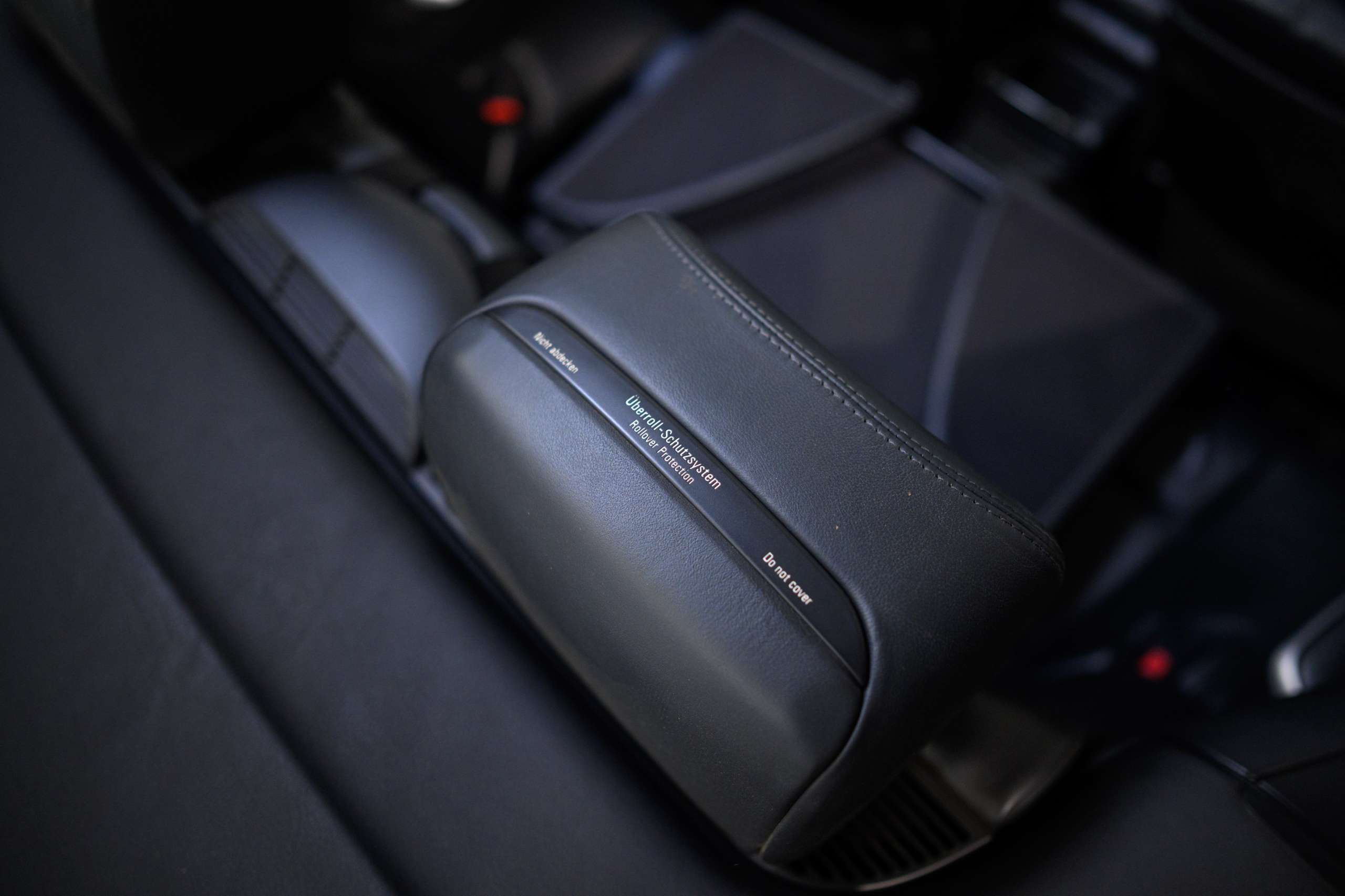 2c2bbc03-4d80-4ef7-9f7b-f0efbcce52c026-bmw-m3-cabriolet-3-2-s54-harman-kardon-navpro-xenon.jpg