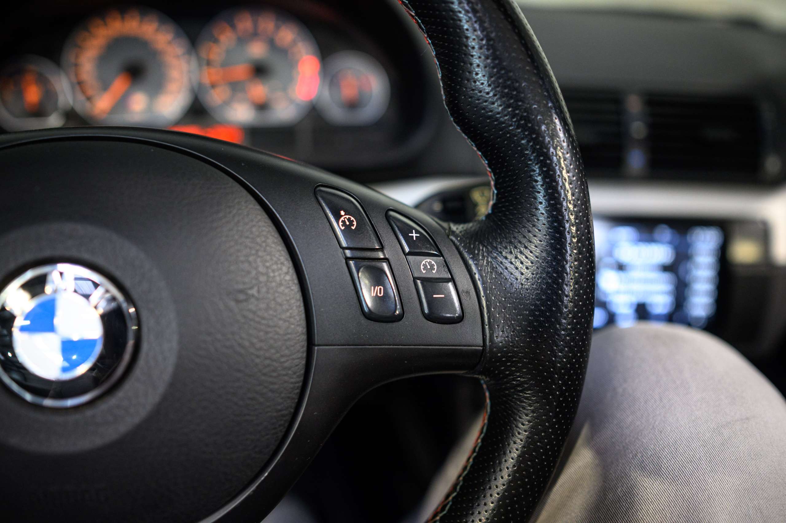 2c2bbc03-4d80-4ef7-9f7b-f0efbcce52c033-bmw-m3-cabriolet-3-2-s54-harman-kardon-navpro-xenon.jpg