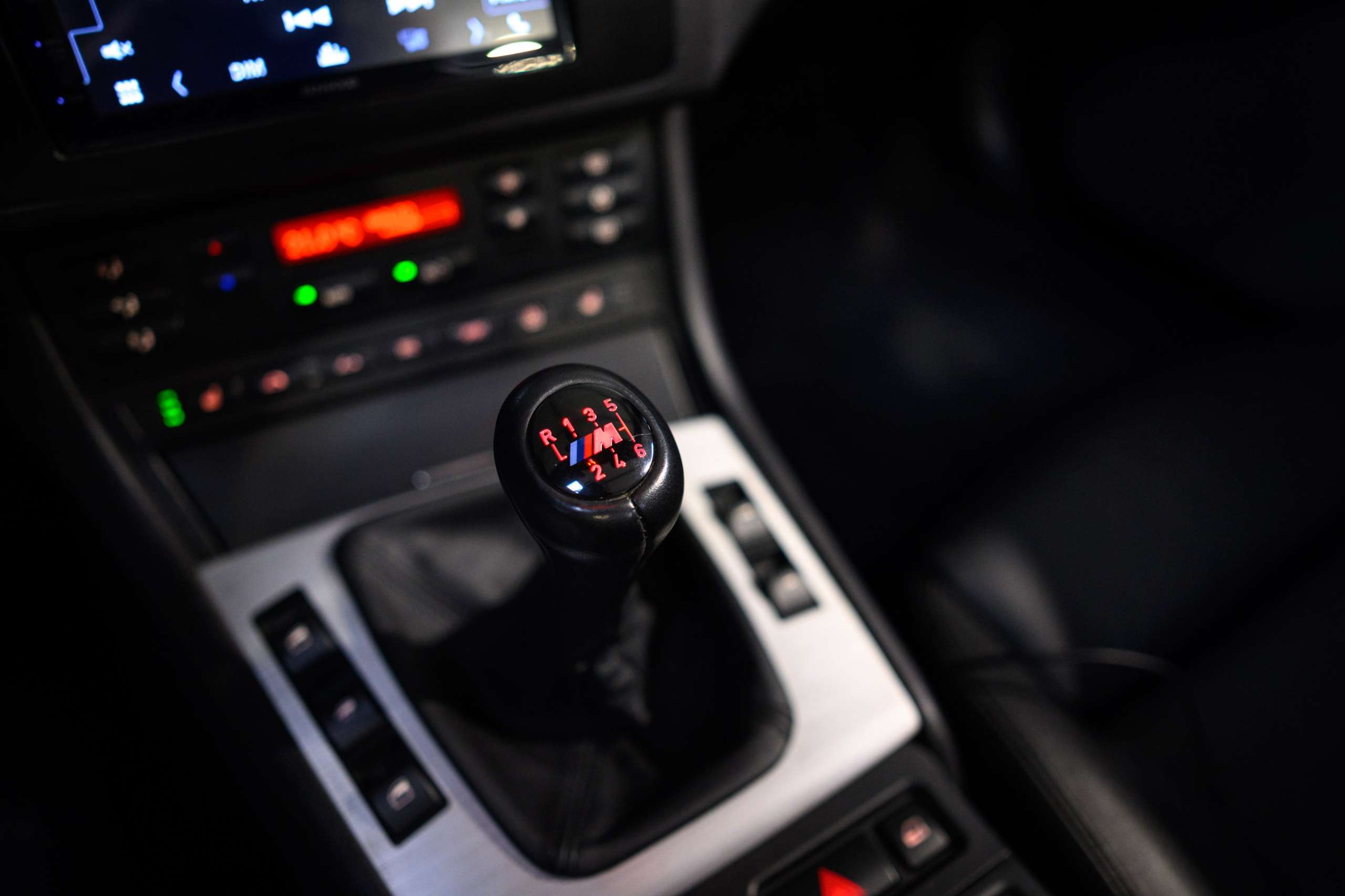 2c2bbc03-4d80-4ef7-9f7b-f0efbcce52c040-bmw-m3-cabriolet-3-2-s54-harman-kardon-navpro-xenon.jpg