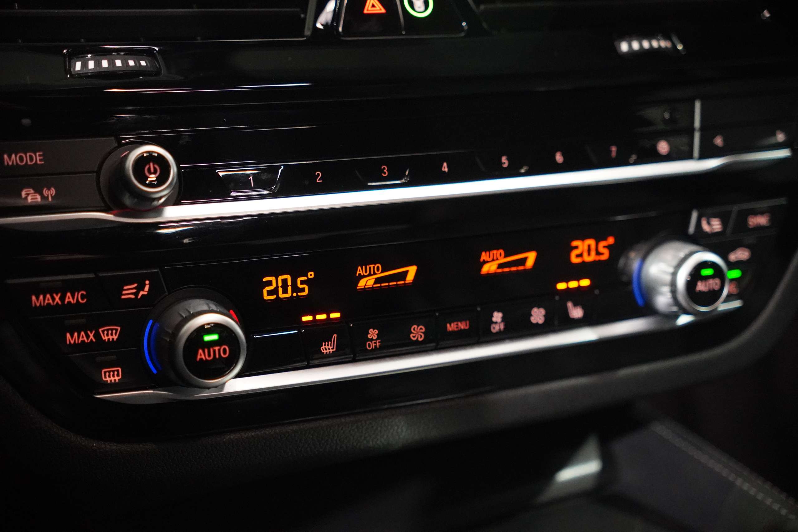 2cba490c-7e2c-43a9-ac4b-9b96ef2787a343-bmw-530-530e-phev-m-pack-adapt-led-exclusive-colour.jpg