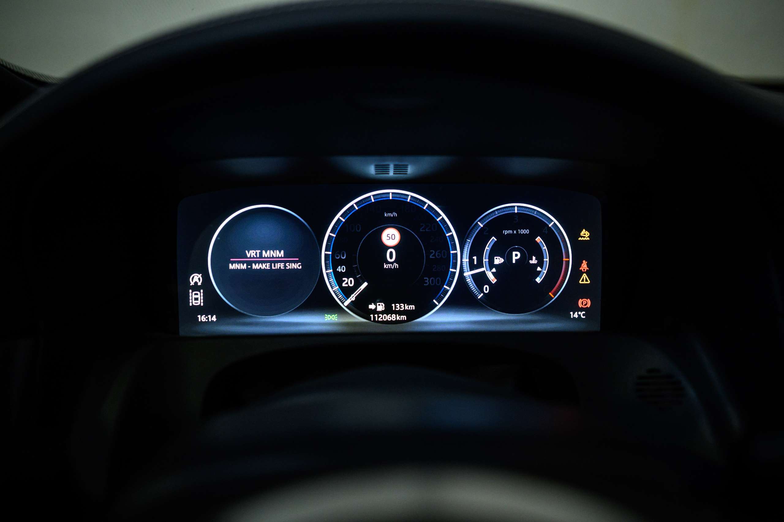 58de6a89-f309-42e0-9ac3-f17727f8be8213-jaguar-xf-sportbrake-3-0-d-v6-300-sport-meridian-full-op.jpg
