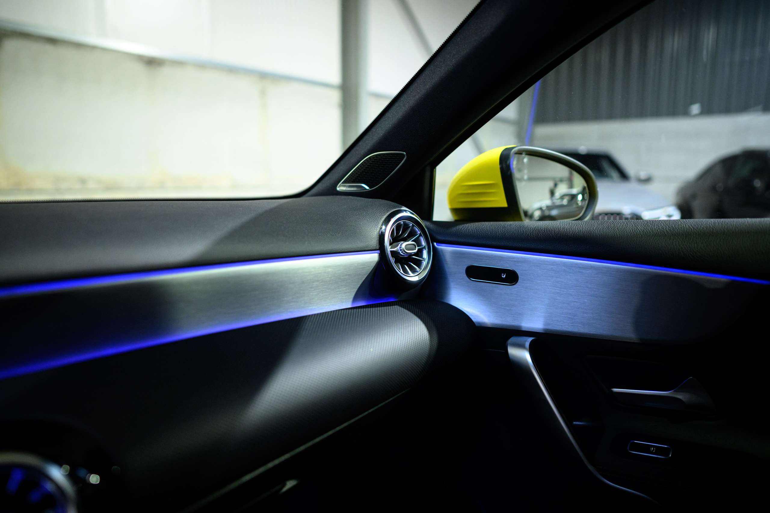 725b1d60-881e-4bec-bc24-015f7628b31112-mercedes-benz-a-45-amg-s-4-matic-burmester-led-nightpack-carplay.jpg