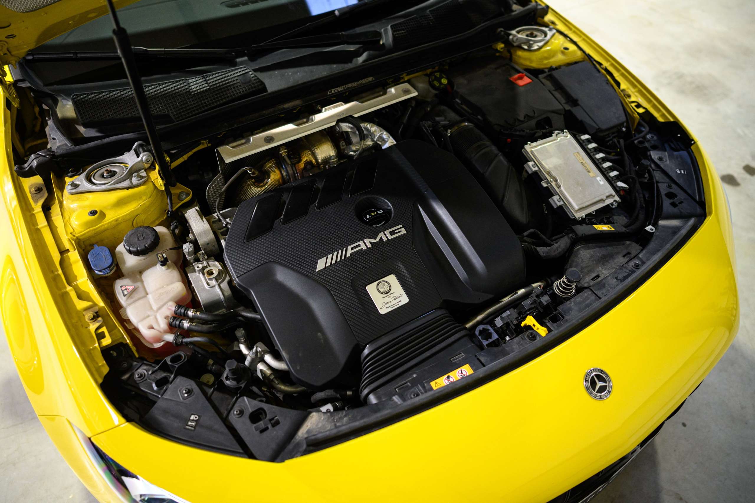 725b1d60-881e-4bec-bc24-015f7628b31119-mercedes-benz-a-45-amg-s-4-matic-burmester-led-nightpack-carplay.jpg
