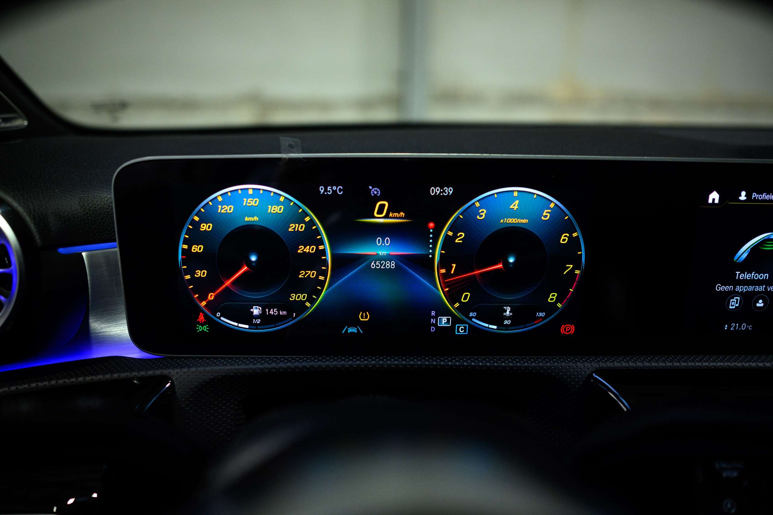 725b1d60-881e-4bec-bc24-015f7628b31132-mercedes-benz-a-45-amg-s-4-matic-burmester-led-nightpack-carplay.jpg