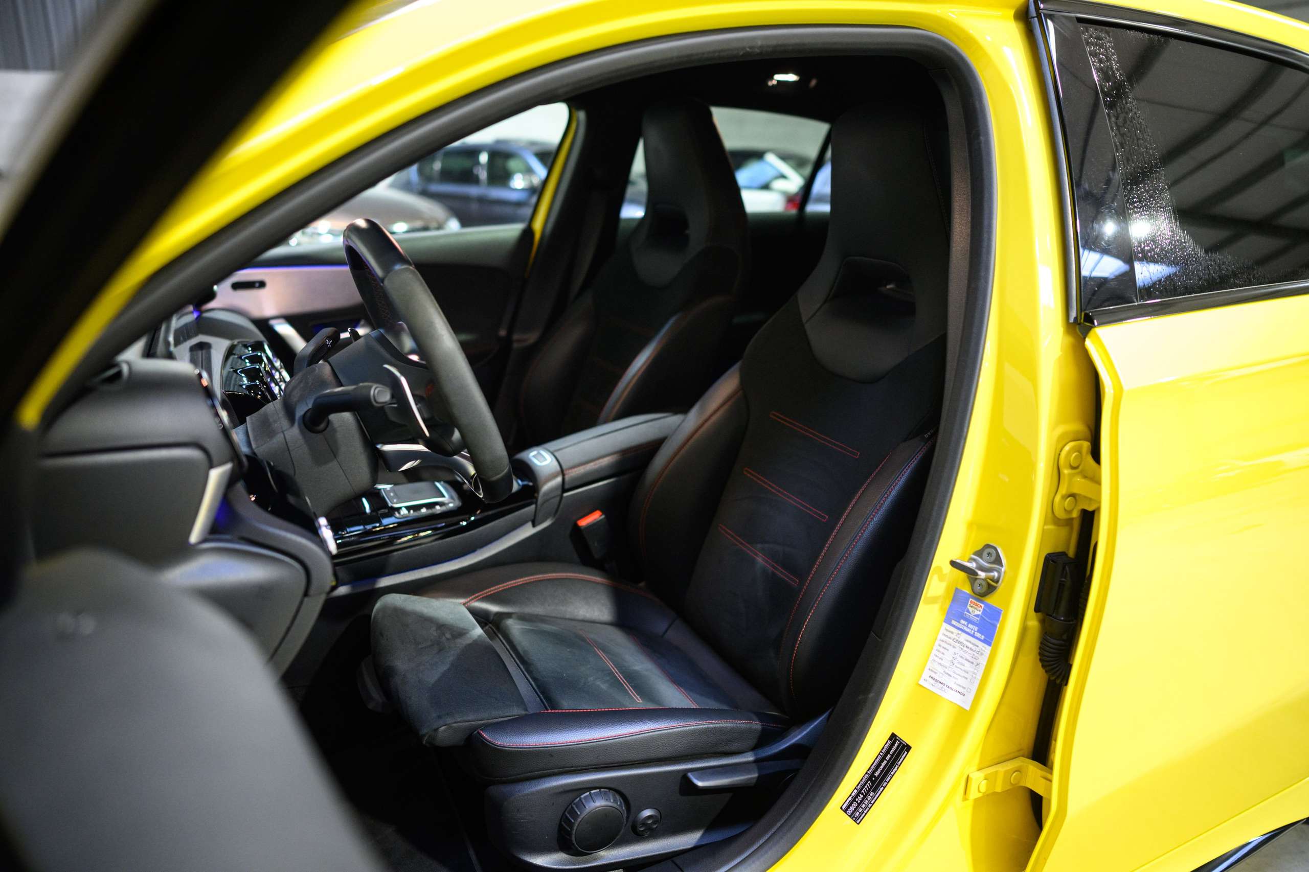 725b1d60-881e-4bec-bc24-015f7628b3119-mercedes-benz-a-45-amg-s-4-matic-burmester-led-nightpack-carplay.jpg