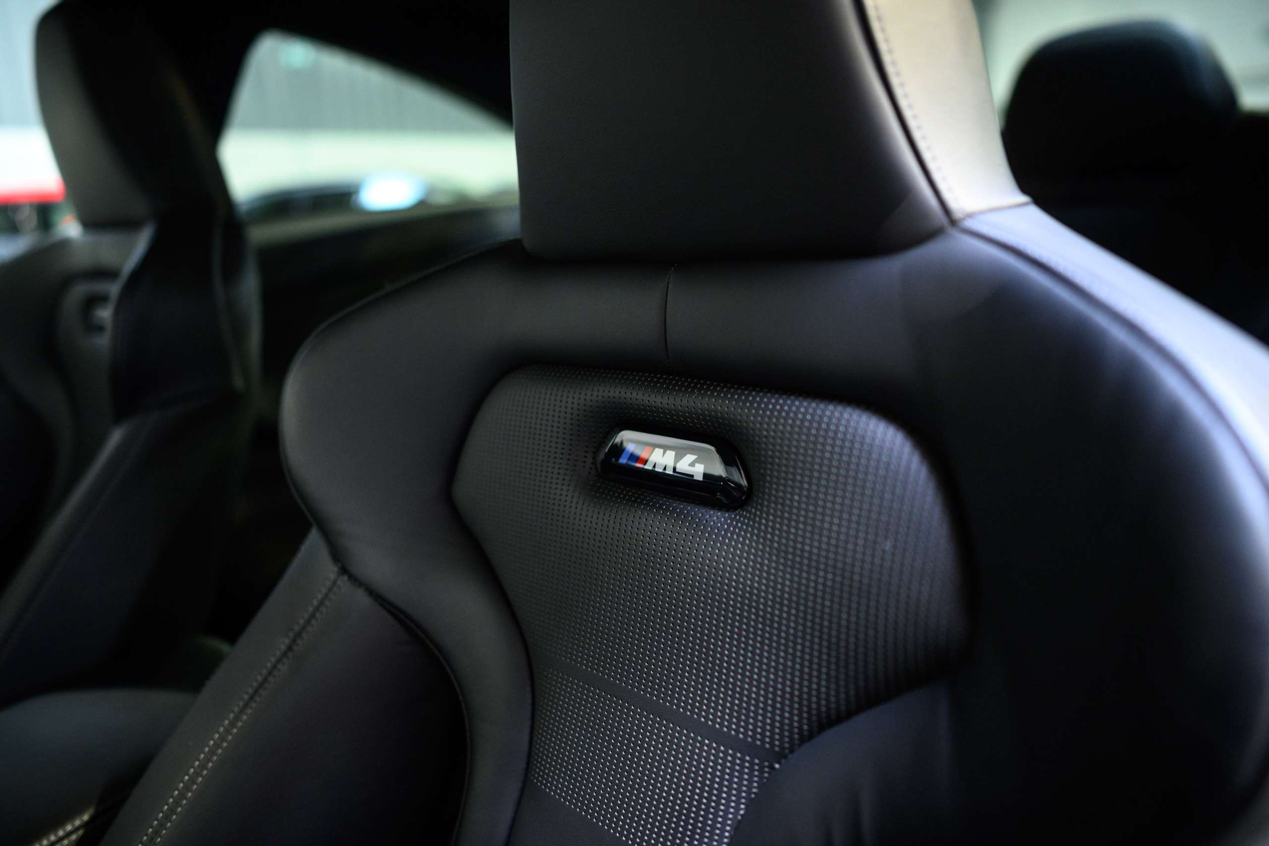 84986894-6574-4b7f-9973-1d7f0603c32811-bmw-m4-dkg-360-adaptive-led-hud-navpro-keyl.jpg