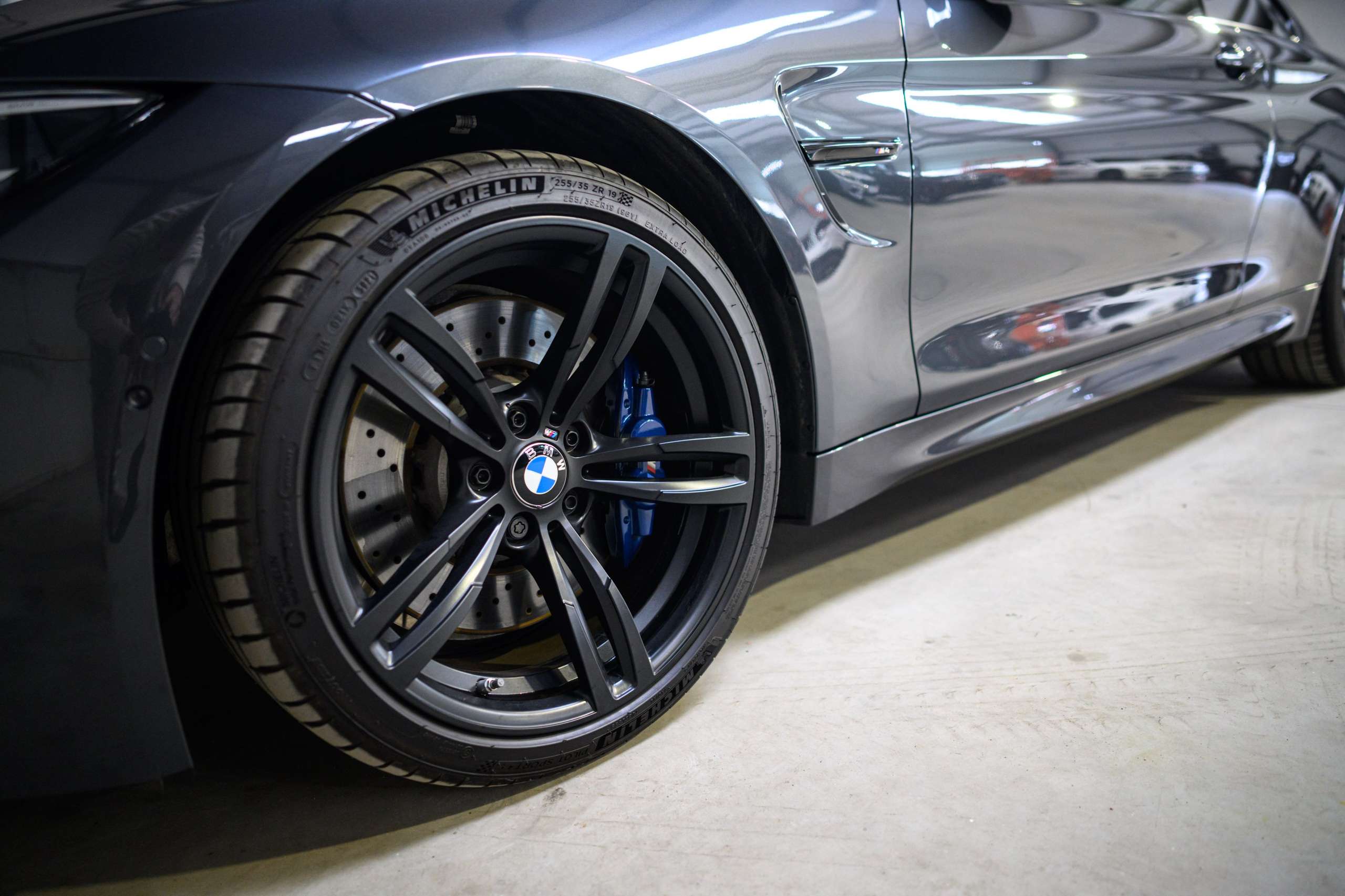 84986894-6574-4b7f-9973-1d7f0603c32813-bmw-m4-dkg-360-adaptive-led-hud-navpro-keyl.jpg