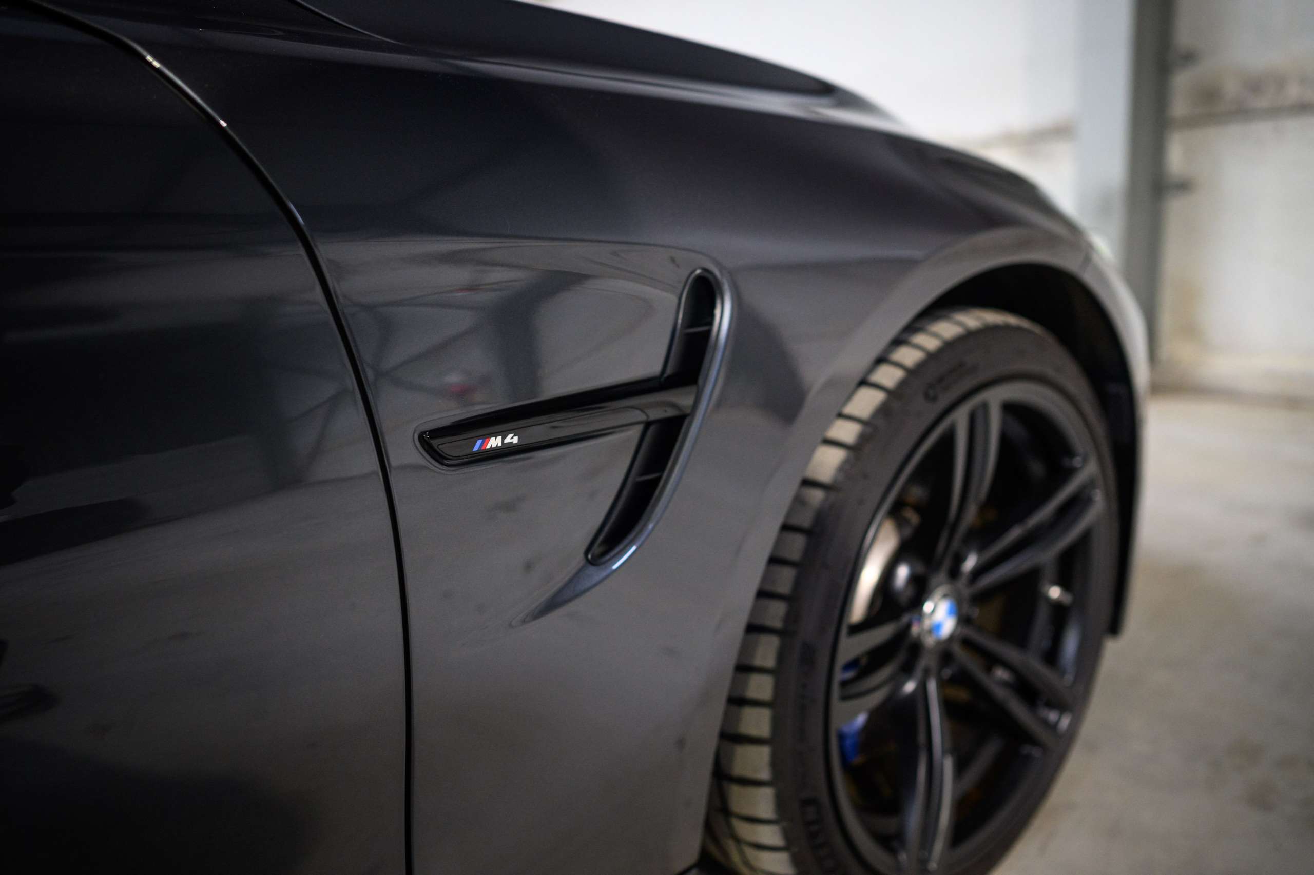 84986894-6574-4b7f-9973-1d7f0603c32818-bmw-m4-dkg-360-adaptive-led-hud-navpro-keyl.jpg
