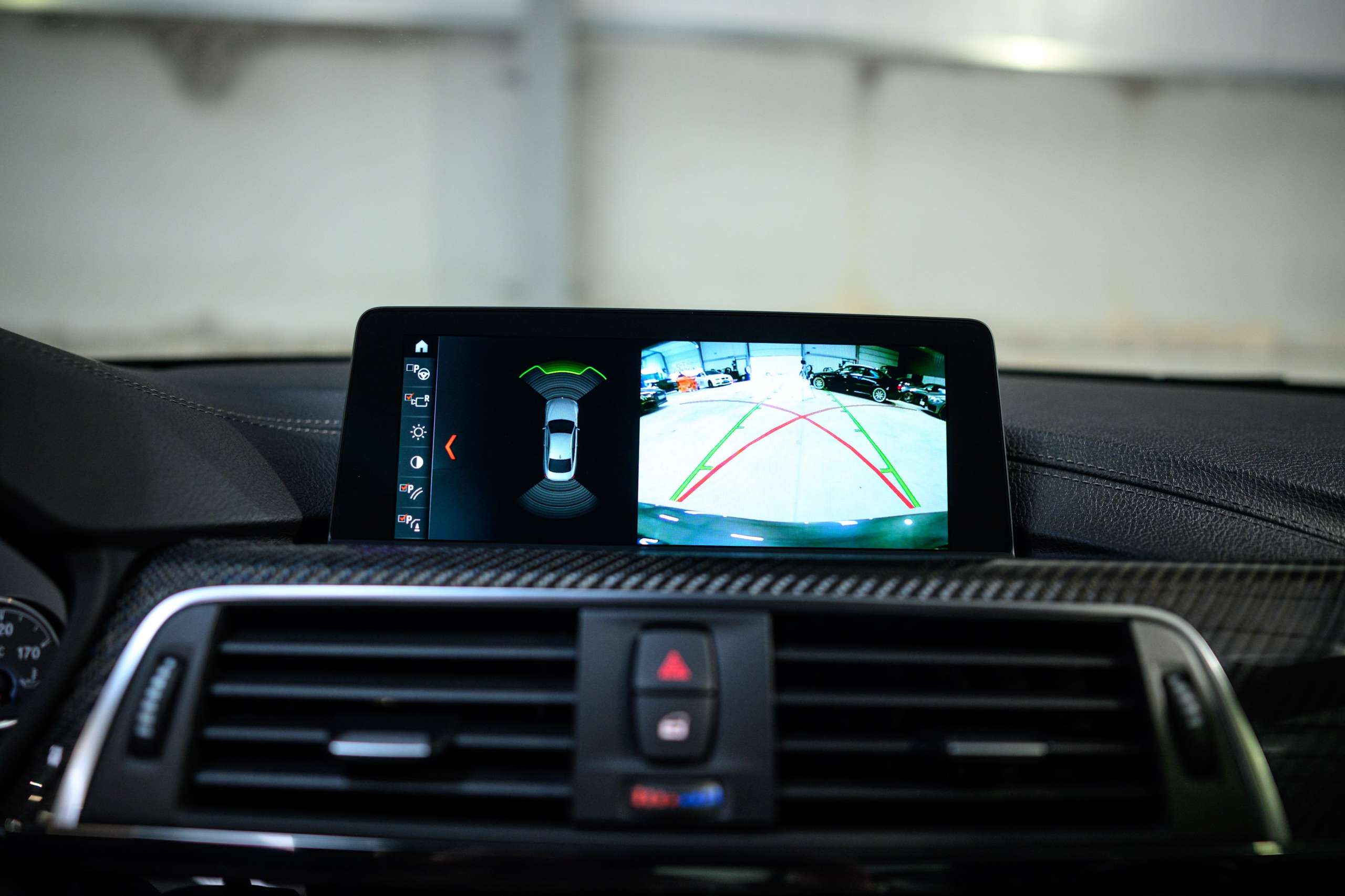 84986894-6574-4b7f-9973-1d7f0603c32834-bmw-m4-dkg-360-adaptive-led-hud-navpro-keyl.jpg