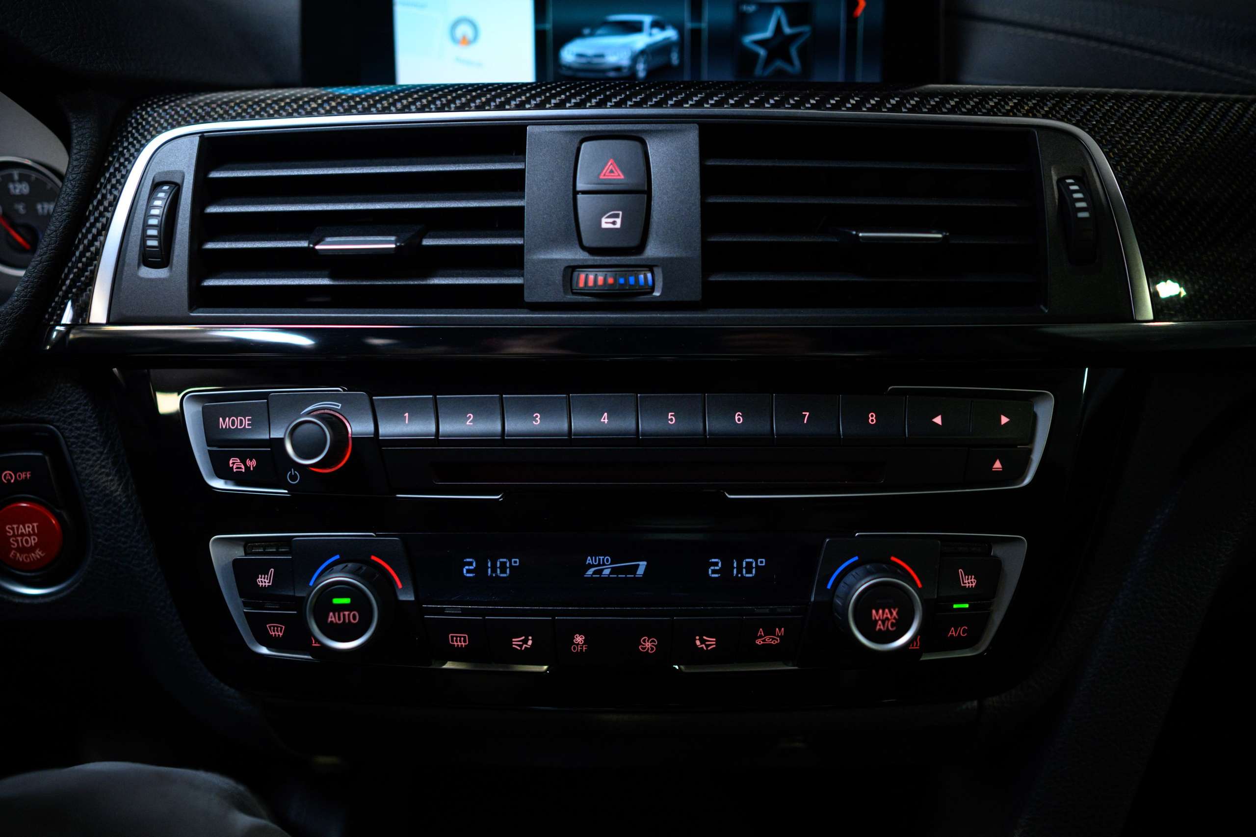 84986894-6574-4b7f-9973-1d7f0603c32844-bmw-m4-dkg-360-adaptive-led-hud-navpro-keyl.jpg