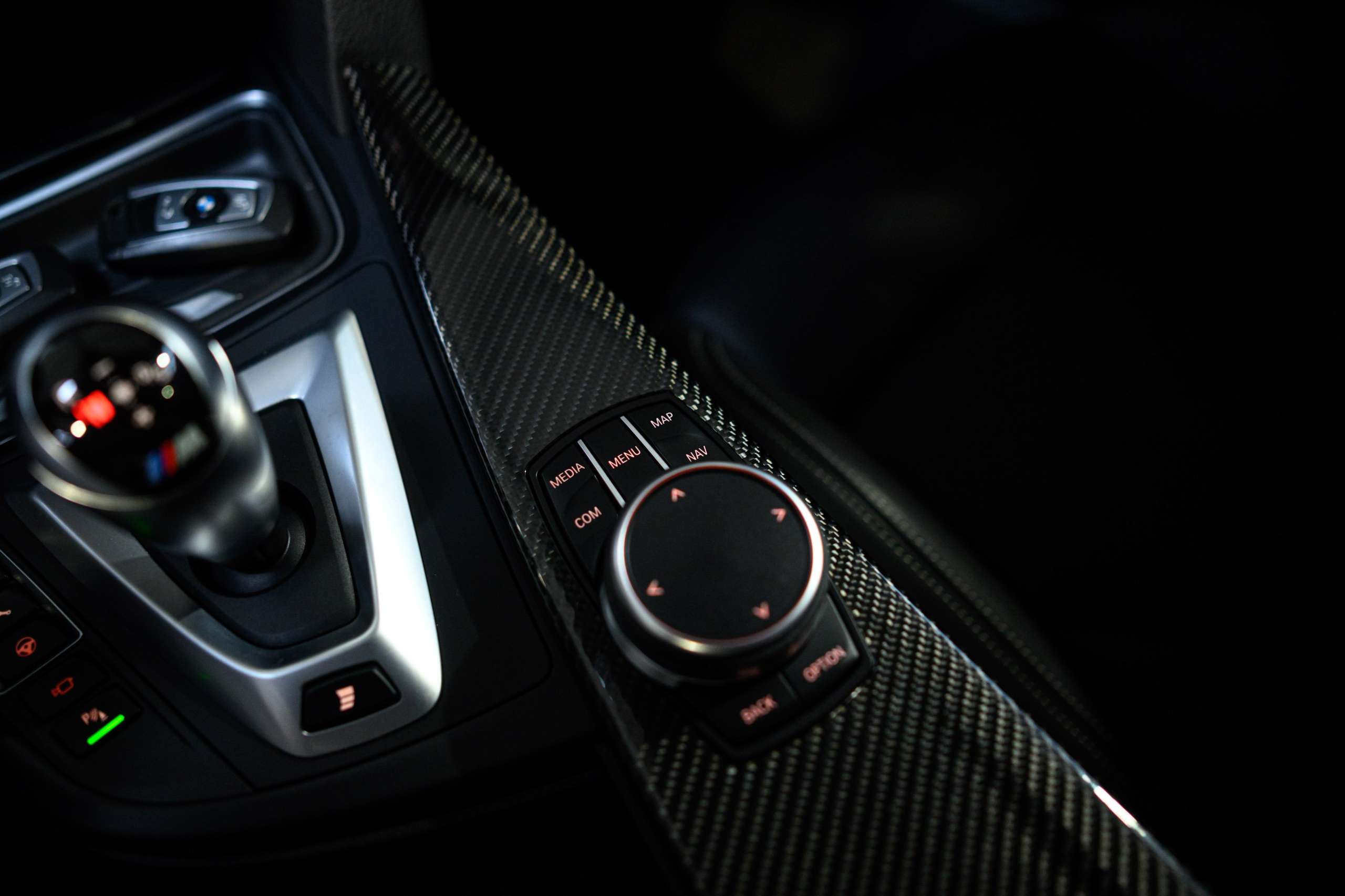 84986894-6574-4b7f-9973-1d7f0603c32850-bmw-m4-dkg-360-adaptive-led-hud-navpro-keyl.jpg