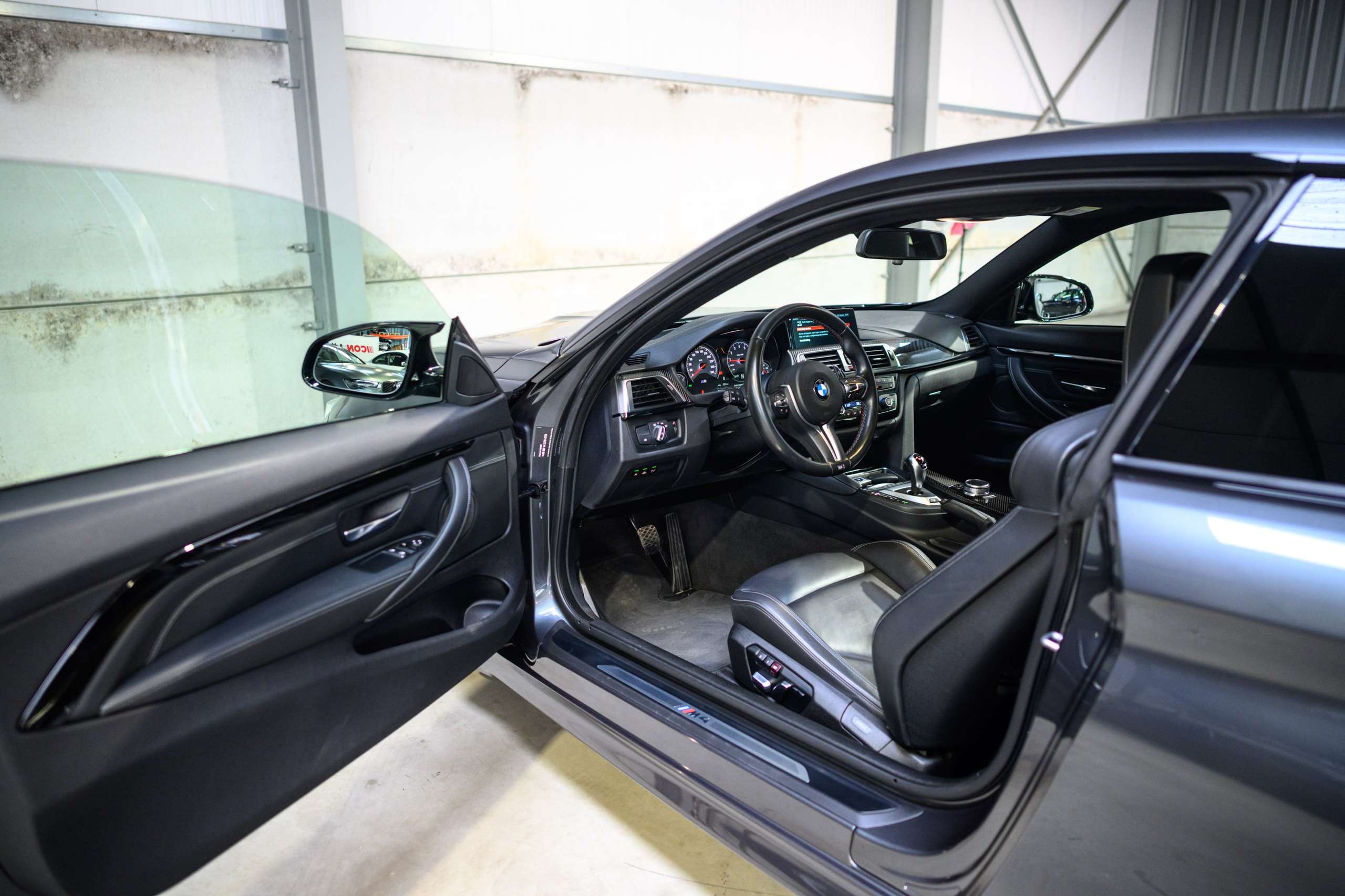 84986894-6574-4b7f-9973-1d7f0603c3287-bmw-m4-dkg-360-adaptive-led-hud-navpro-keyl.jpg