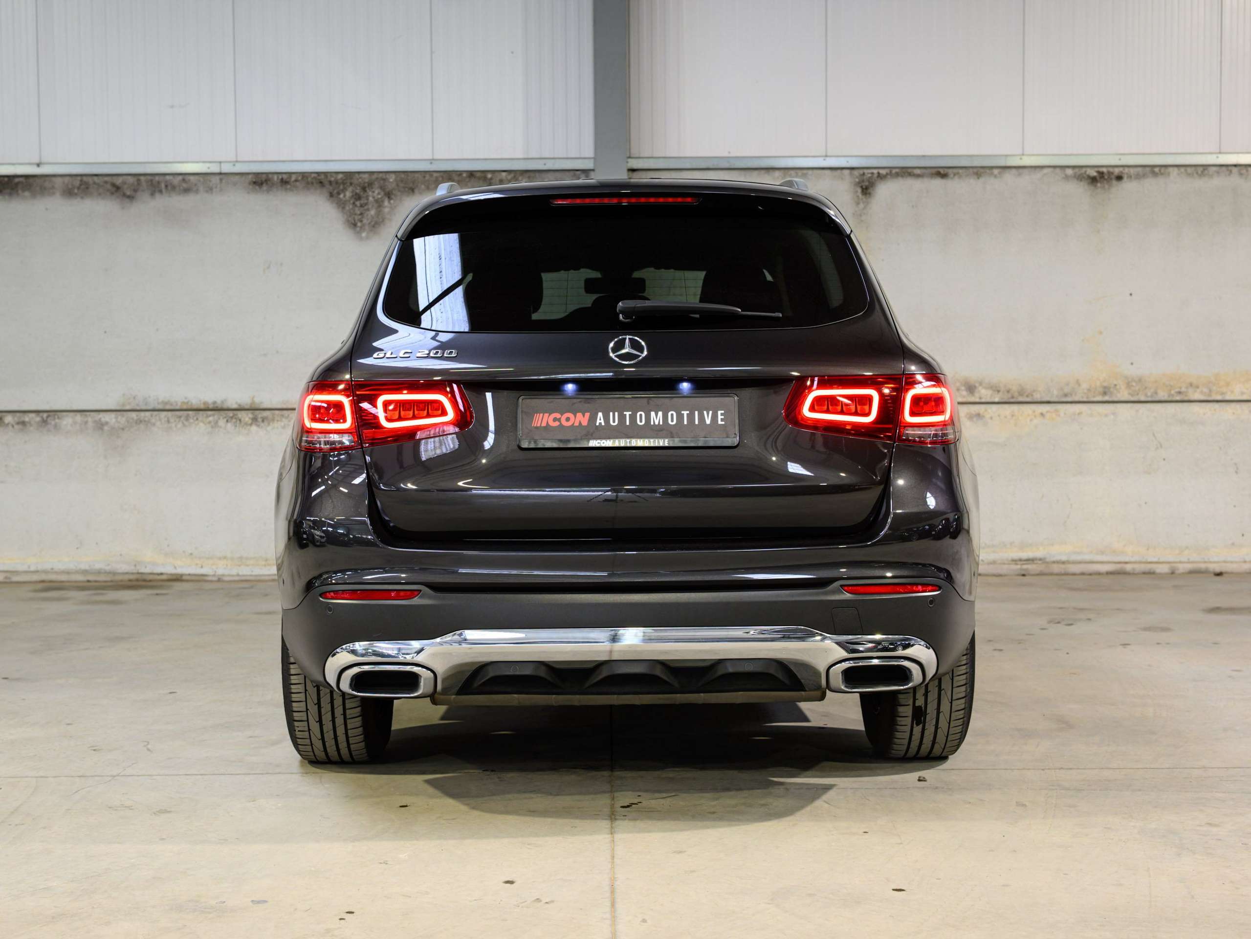 9bd8f493-541e-4f00-b91b-f16855fe6ada5-mercedes-benz-glc-200-4-matic-camera-hifi-virtual-dash.jpg