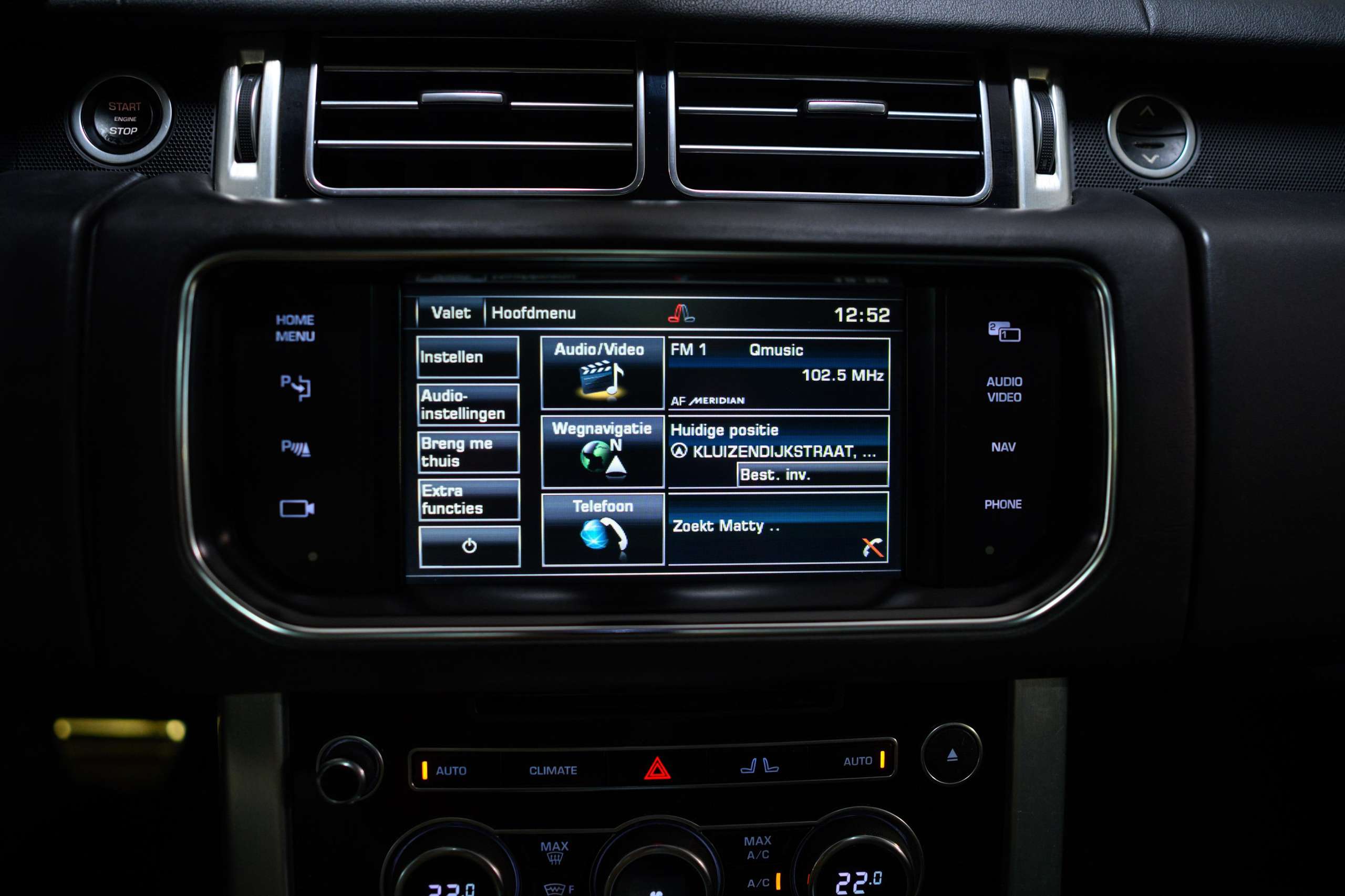 a2c58f38-b98a-46ad-9433-0e76bd65d4e941-land-rover-range-rover-vogue-3-0-tdv6-full-option-pano-meridian.jpg