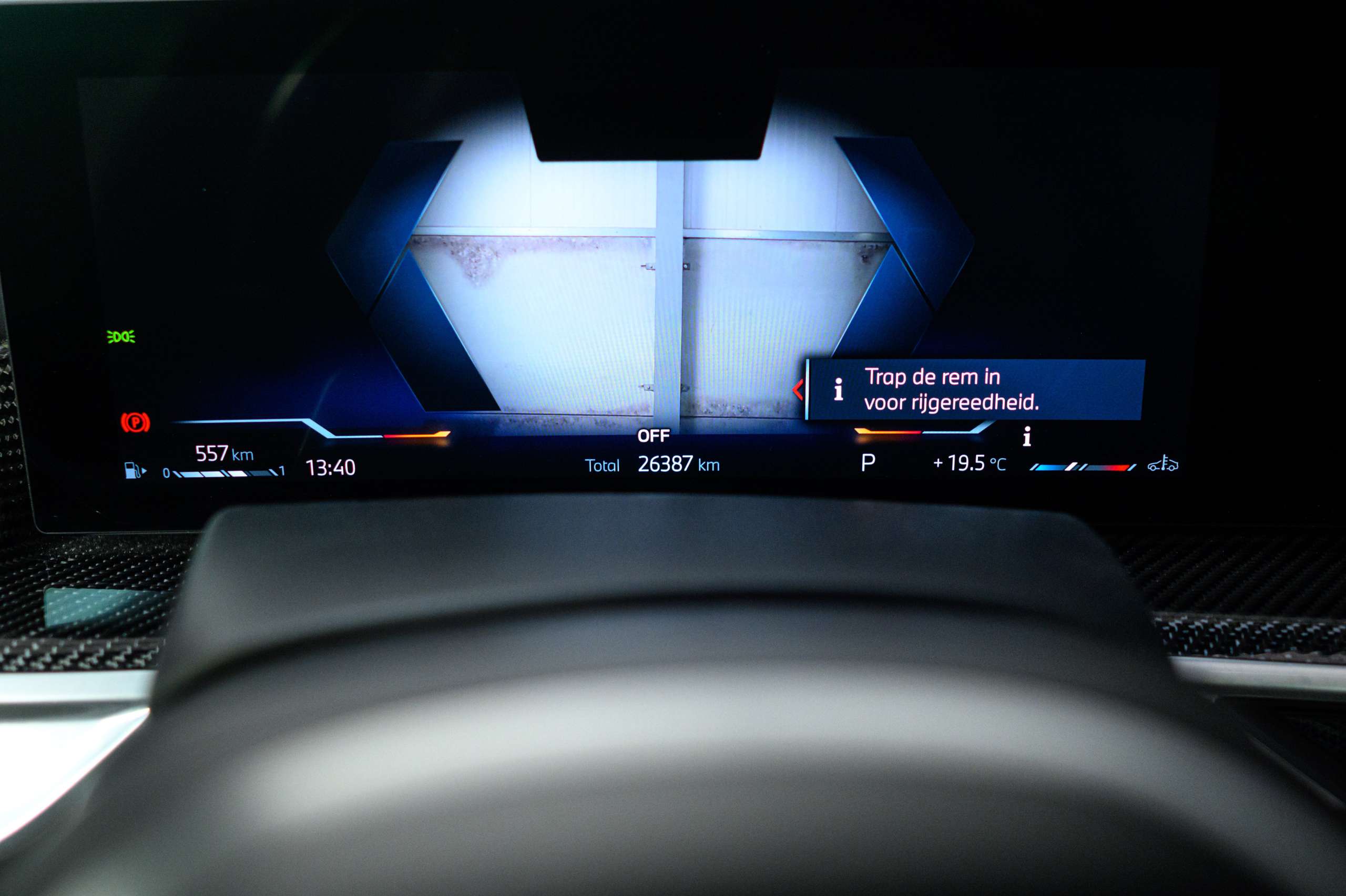 a5c408be-e792-4b7b-9f22-1bd8cd31aeaf12-bmw-x7-40d-lichte-vracht-btw-frozen-grey-full-opt.jpg