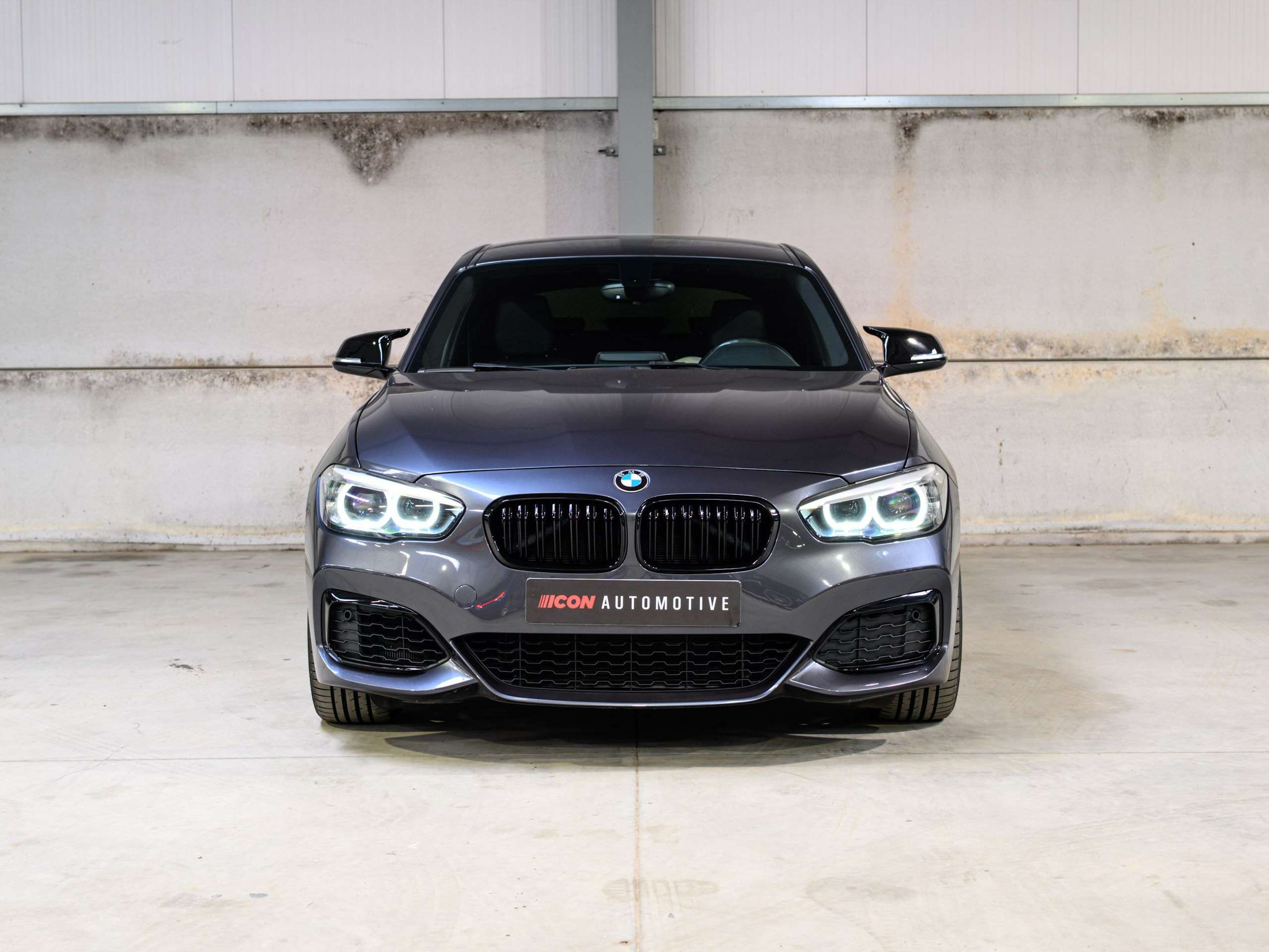 a8f72e83-5ec5-4e41-9e80-c13cd22c96b22-bmw-140-m140i-40000km-harmankardon-navi-led-pdc.jpg