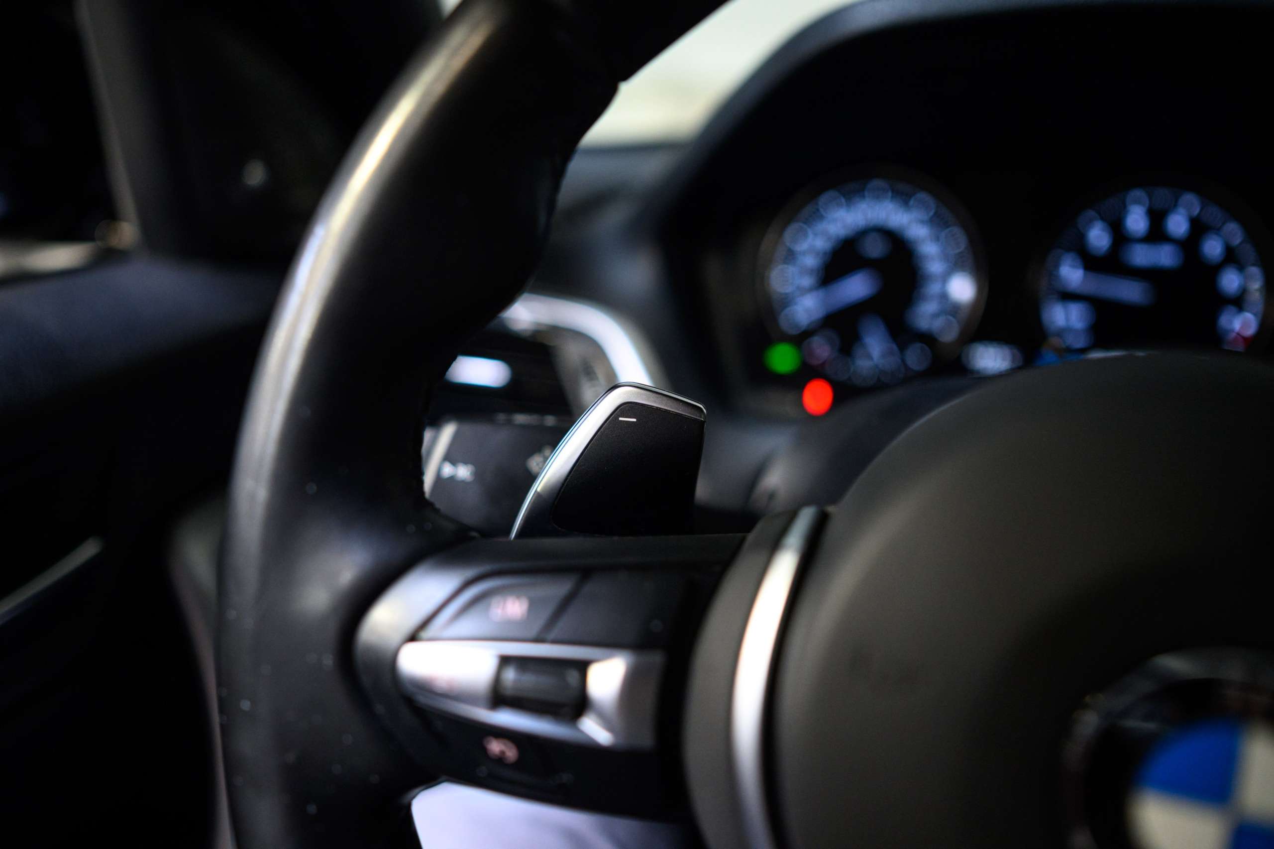 a8f72e83-5ec5-4e41-9e80-c13cd22c96b227-bmw-140-m140i-40000km-harmankardon-navi-led-pdc.jpg