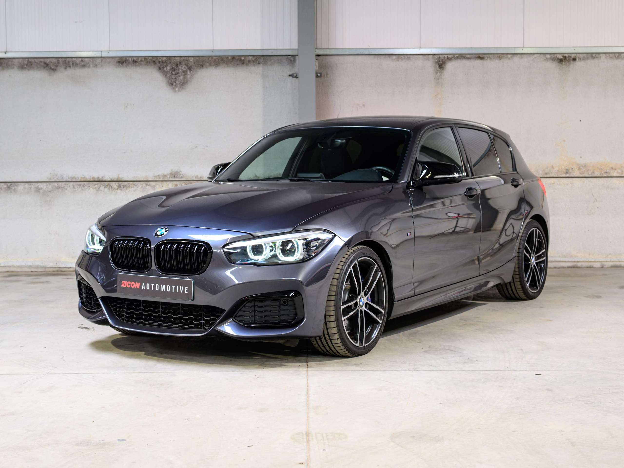 a8f72e83-5ec5-4e41-9e80-c13cd22c96b23-bmw-140-m140i-40000km-harmankardon-navi-led-pdc.jpg