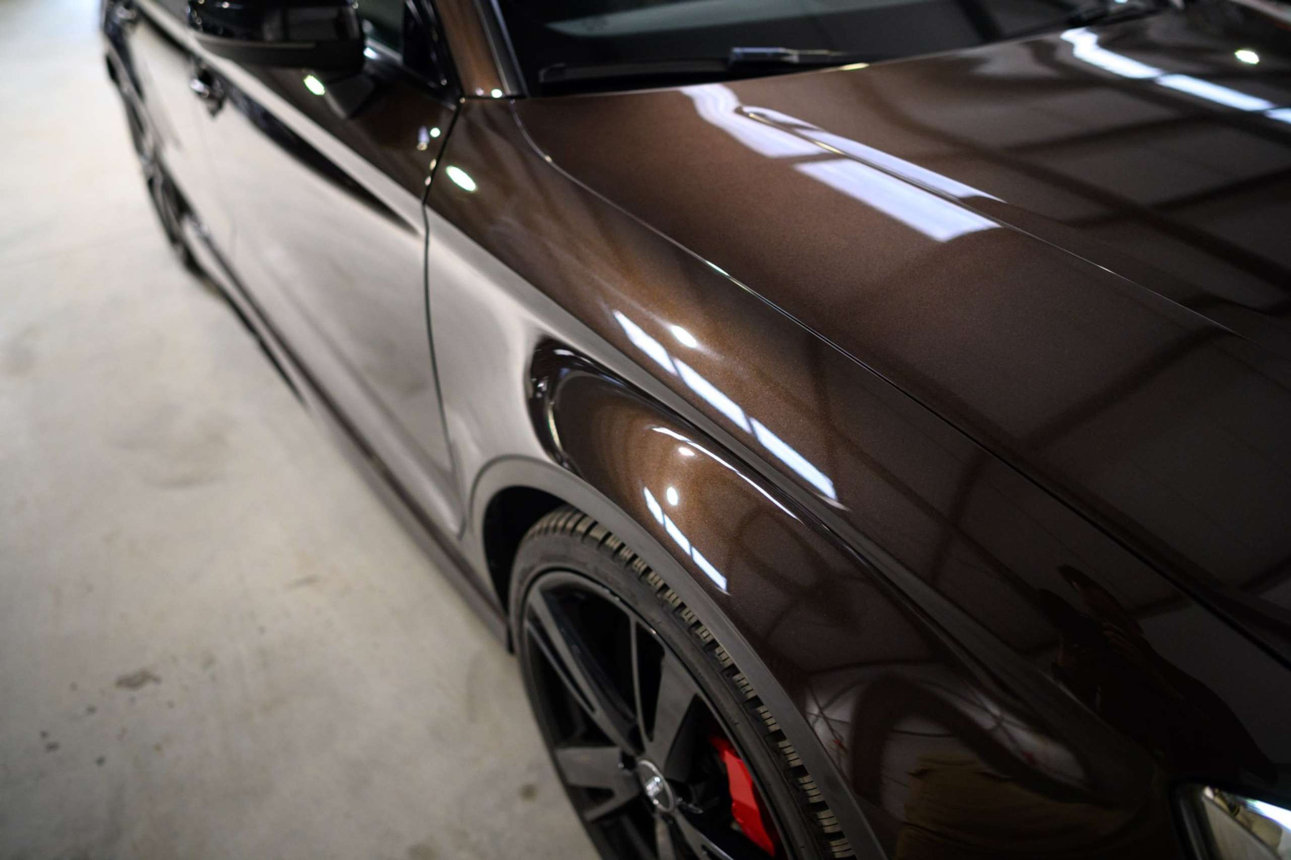 b548b5e0-a81b-4d0d-bde9-e46c729d183e16-audi-rs3-quattro-sedan-1-1-pts-colour-fulloption-pano.jpg