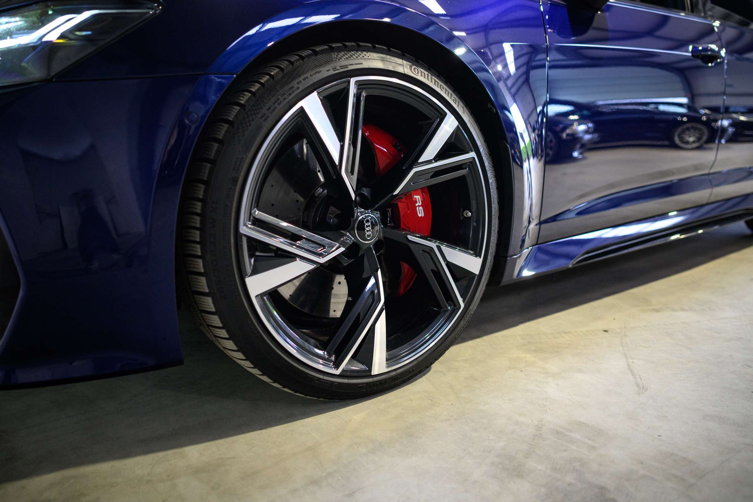 c86e6095-12f1-4979-9c75-00b5ce3d437519-audi-rs6-c8-avant-full-option-pano-bo-matrix-air.jpg