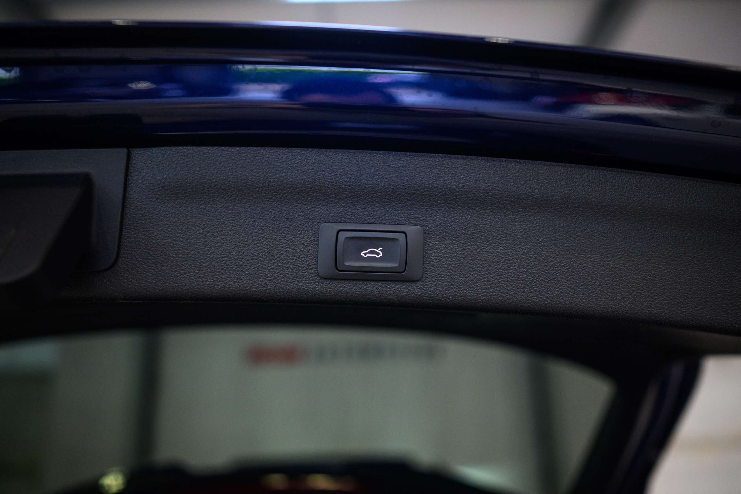 c86e6095-12f1-4979-9c75-00b5ce3d437526-audi-rs6-c8-avant-full-option-pano-bo-matrix-air.jpg