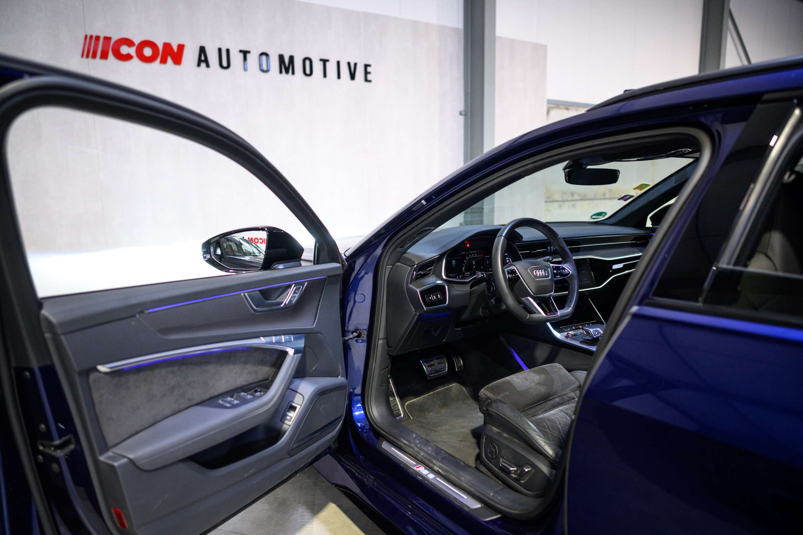 c86e6095-12f1-4979-9c75-00b5ce3d437527-audi-rs6-c8-avant-full-option-pano-bo-matrix-air.jpg