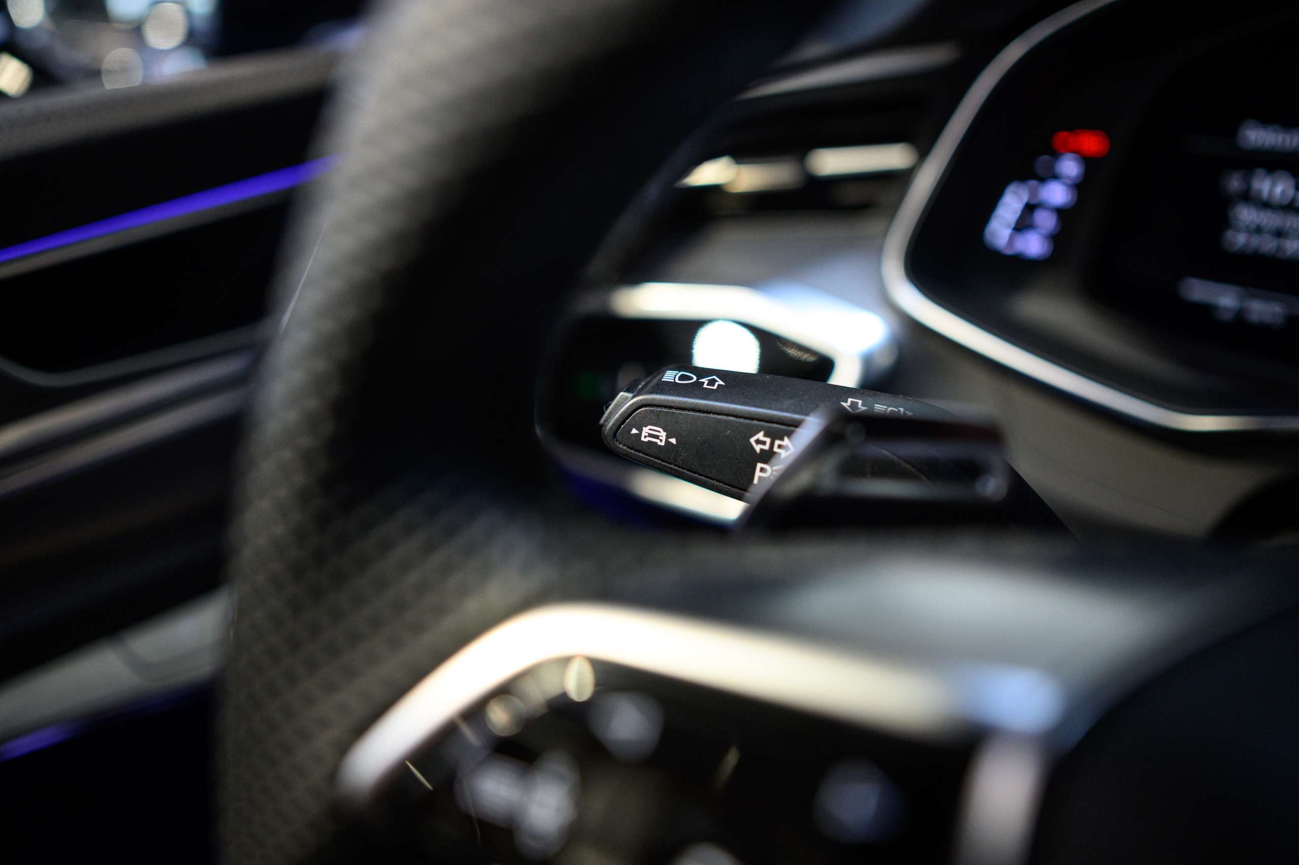 c86e6095-12f1-4979-9c75-00b5ce3d437537-audi-rs6-c8-avant-full-option-pano-bo-matrix-air.jpg