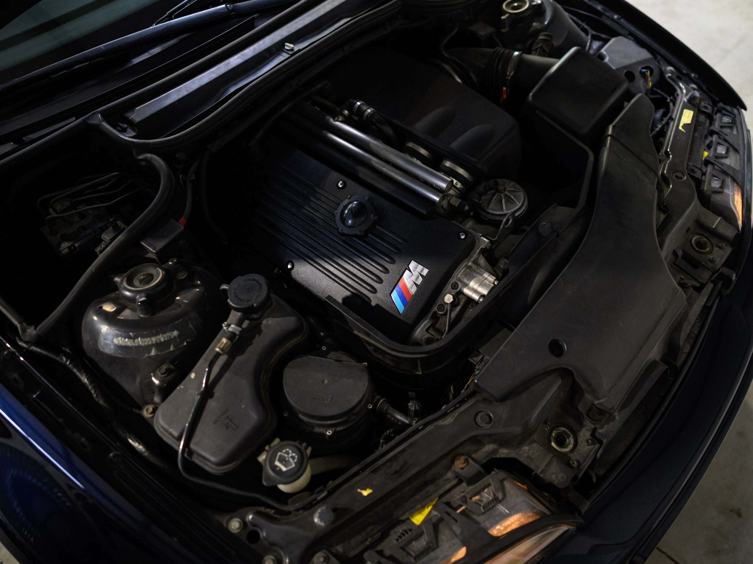 dced9ecd-d0bf-4451-8c18-2e5fcec477fd17-bmw-m3-3-2-s54-cognac-competition-pano-harmankard.jpg