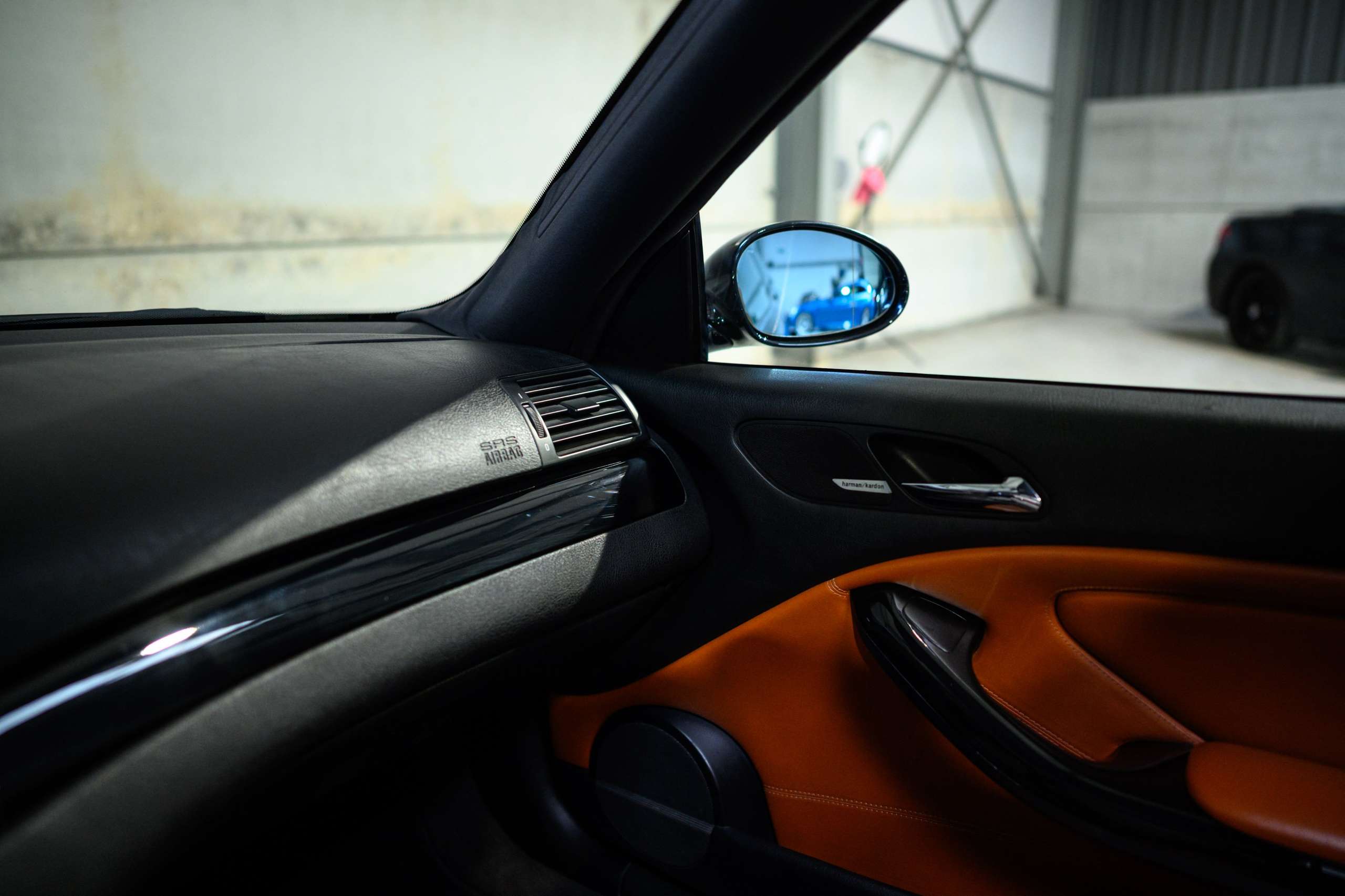 dced9ecd-d0bf-4451-8c18-2e5fcec477fd18-bmw-m3-3-2-s54-cognac-competition-pano-harmankard.jpg