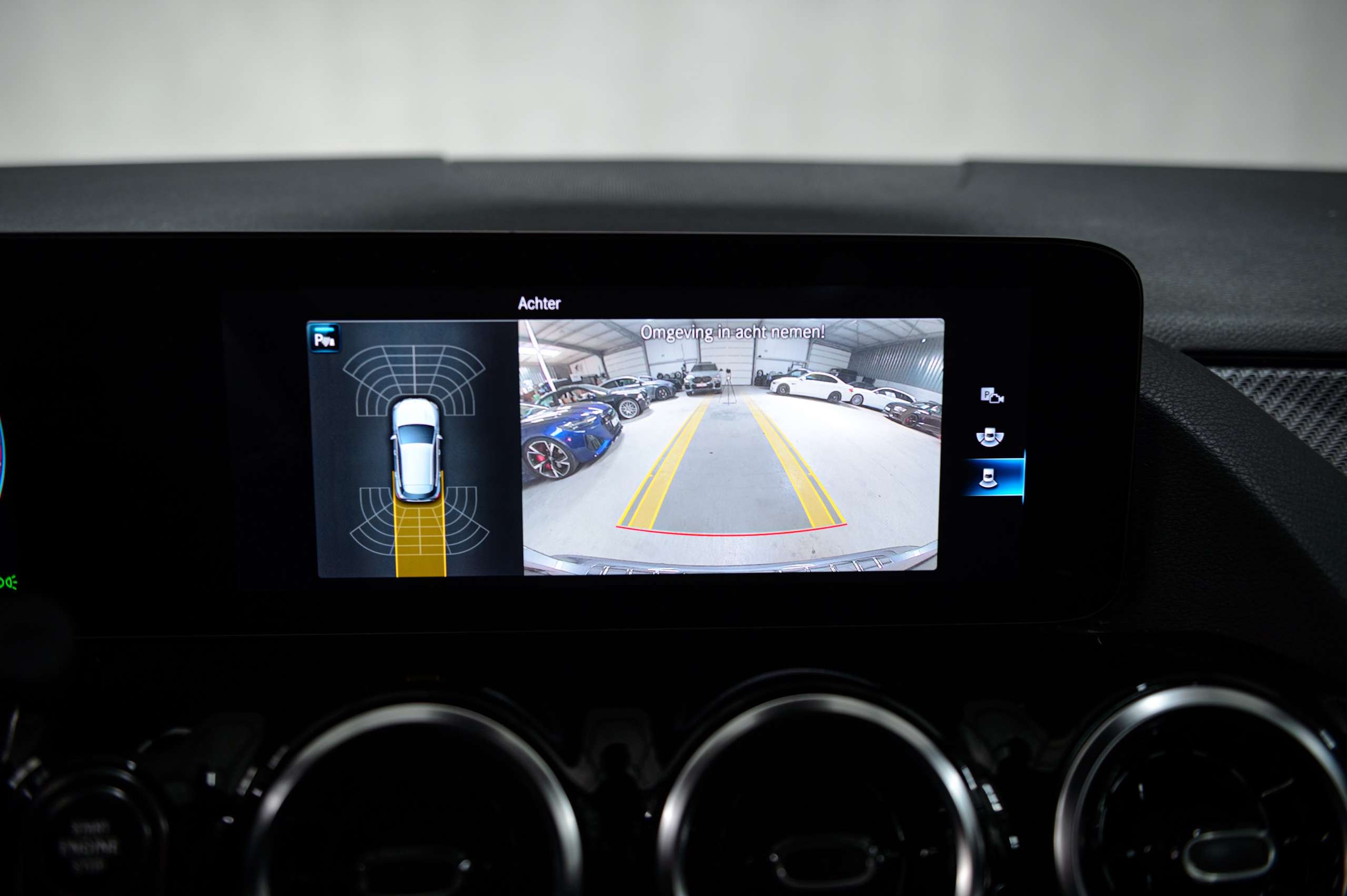 0bd1a06f-18cd-4141-8ddb-8a21c4269fa419-mercedes-benz-gla-200-amg-pack-virtualcockpit-navi-led-camera.jpg