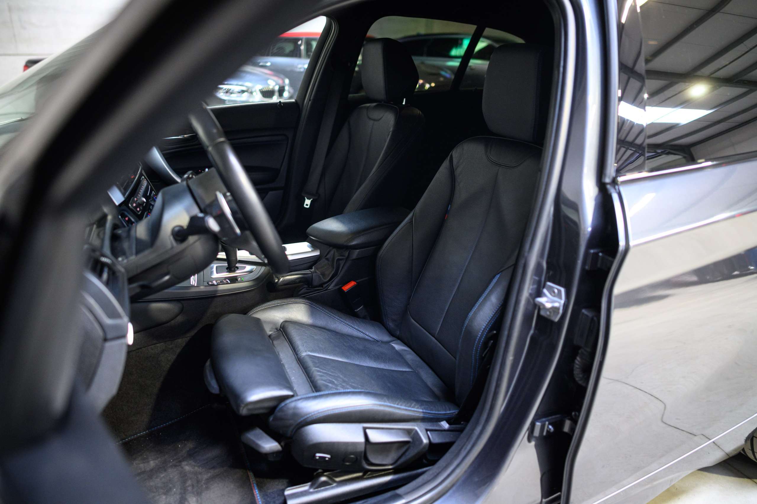 2207c77a-22d5-4889-bc9b-38d1fe4b1f1e12-bmw-140-m140ias-low-mileage-harman-kardon-pdc-led.jpg