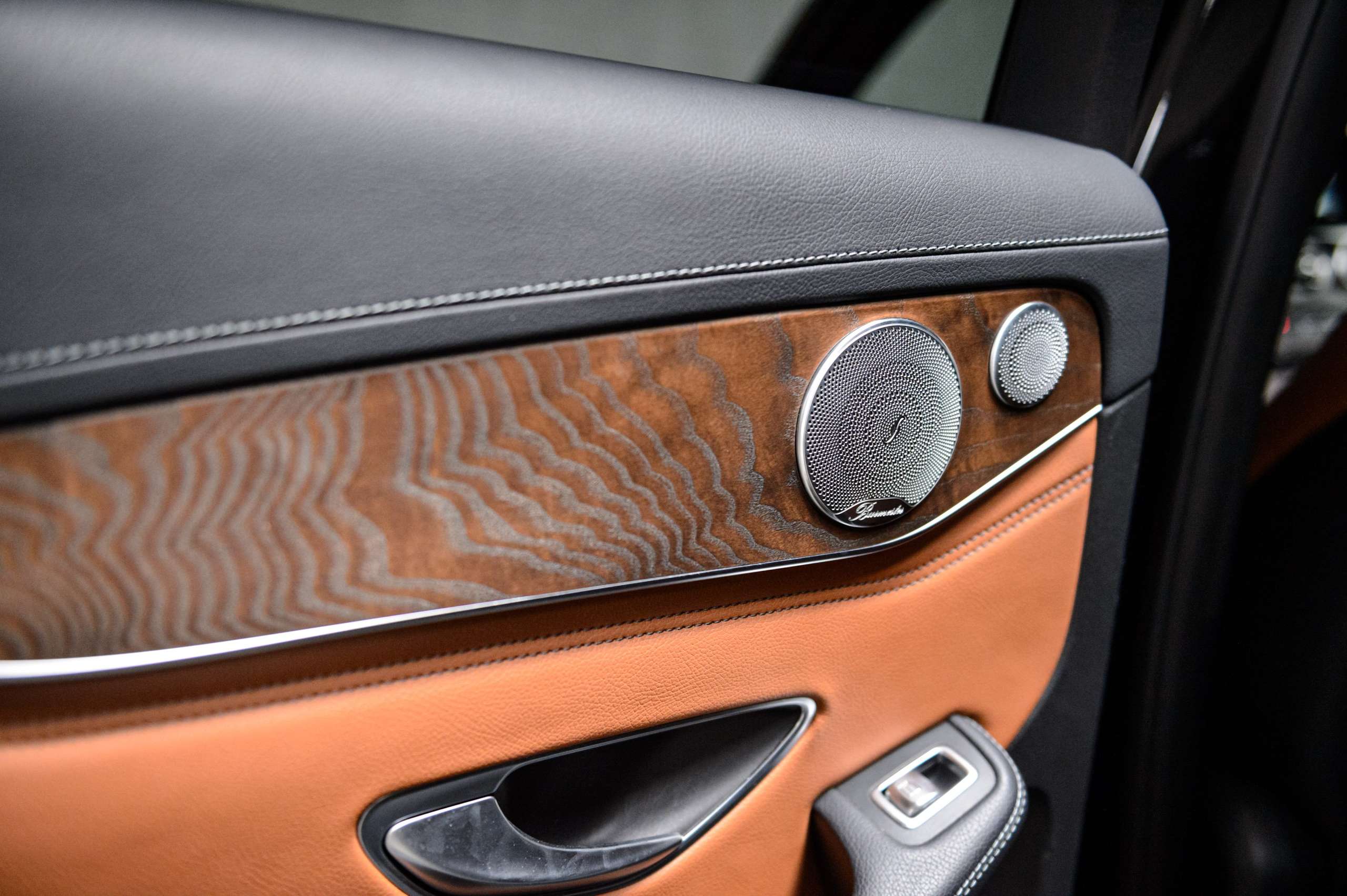 c79aa883-c8ee-429d-be75-36d73a770c4113-mercedes-benz-glc-350-e-4-matic-hybrid-amg-pano-hud-led-dynamic.jpg
