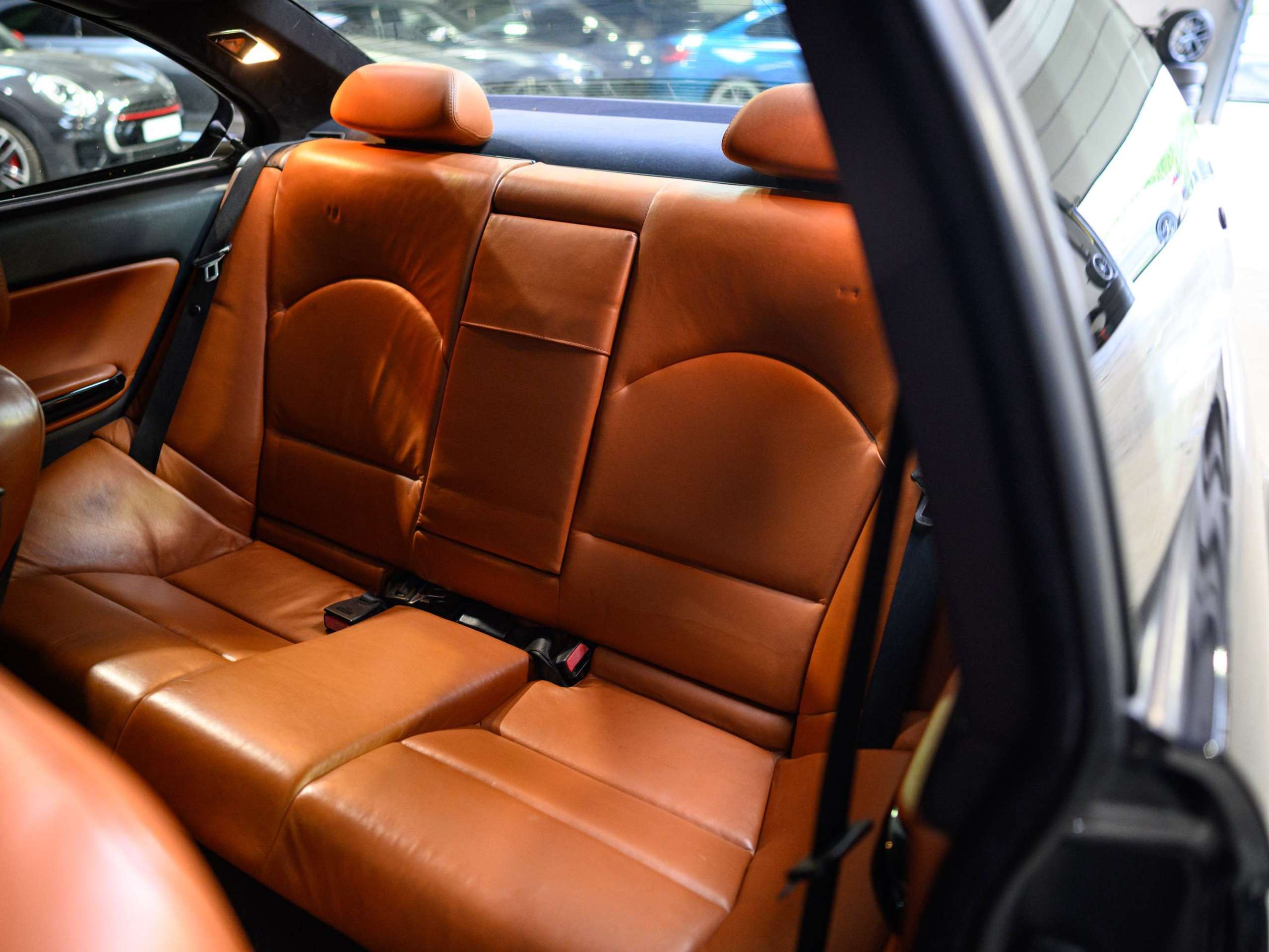 e9933596-9cff-4401-a18a-91000c34aeff19-bmw-m3-s54-cognac-competition-pano-harmankardon.jpg